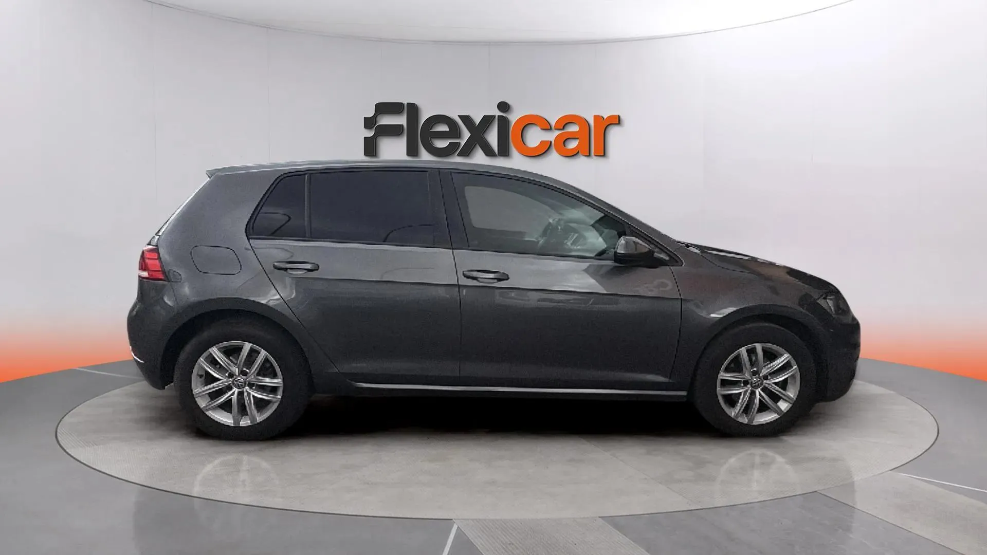 Volkswagen Golf Advance 1.0 TSI - foto 8