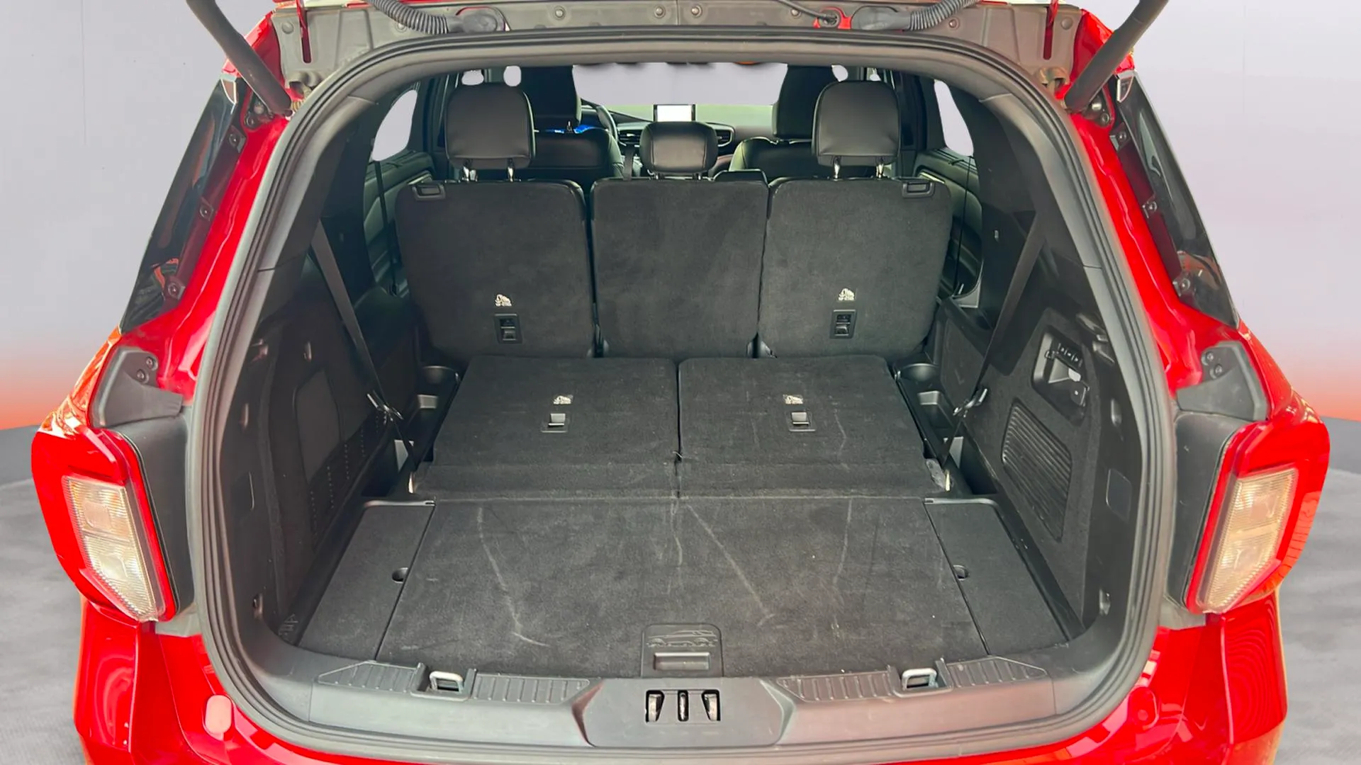 Ford Explorer 3.0 PHEV AWD ST Line - foto 22