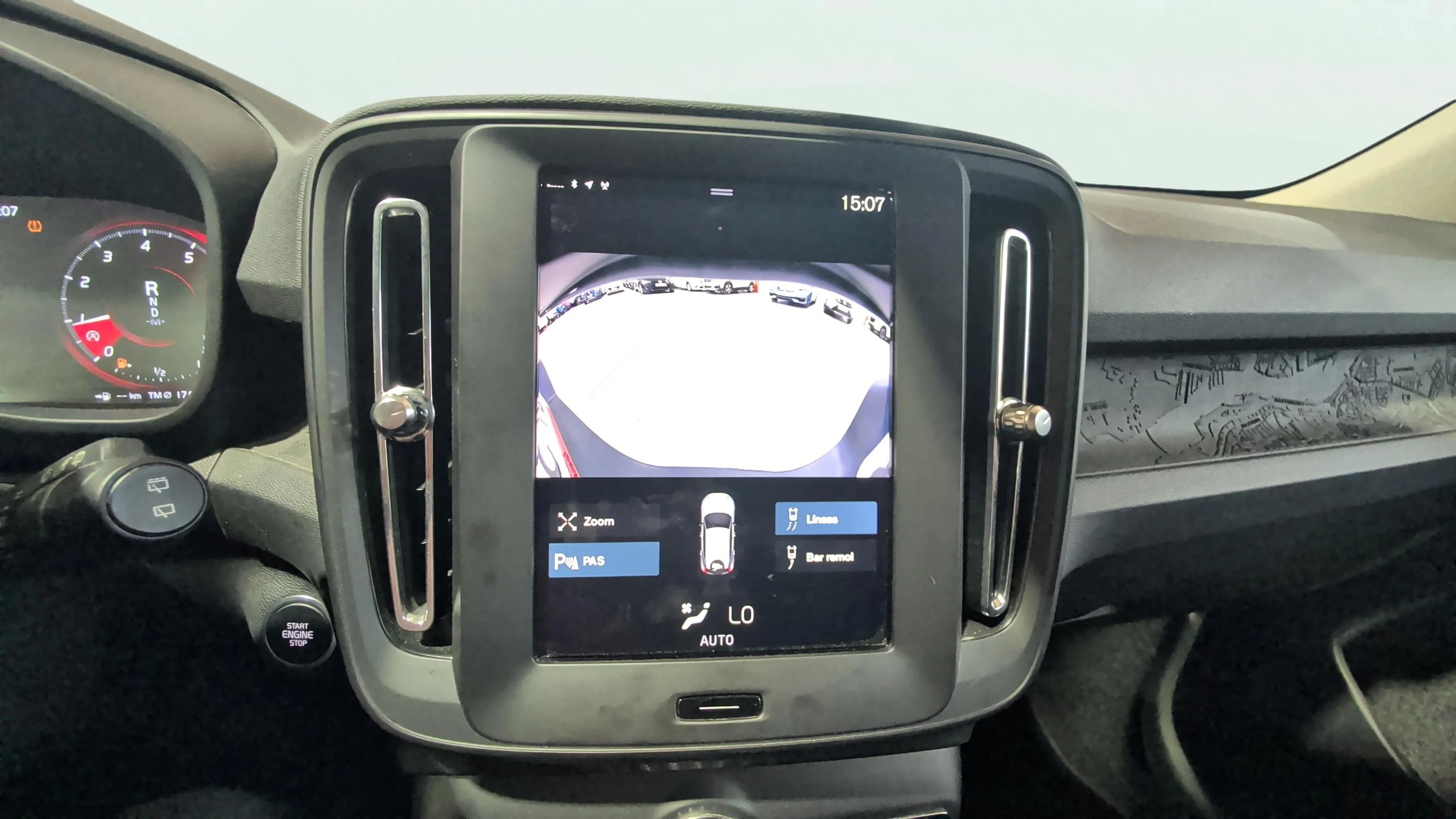 Volvo XC40 1.5 T2 Essential - foto 17