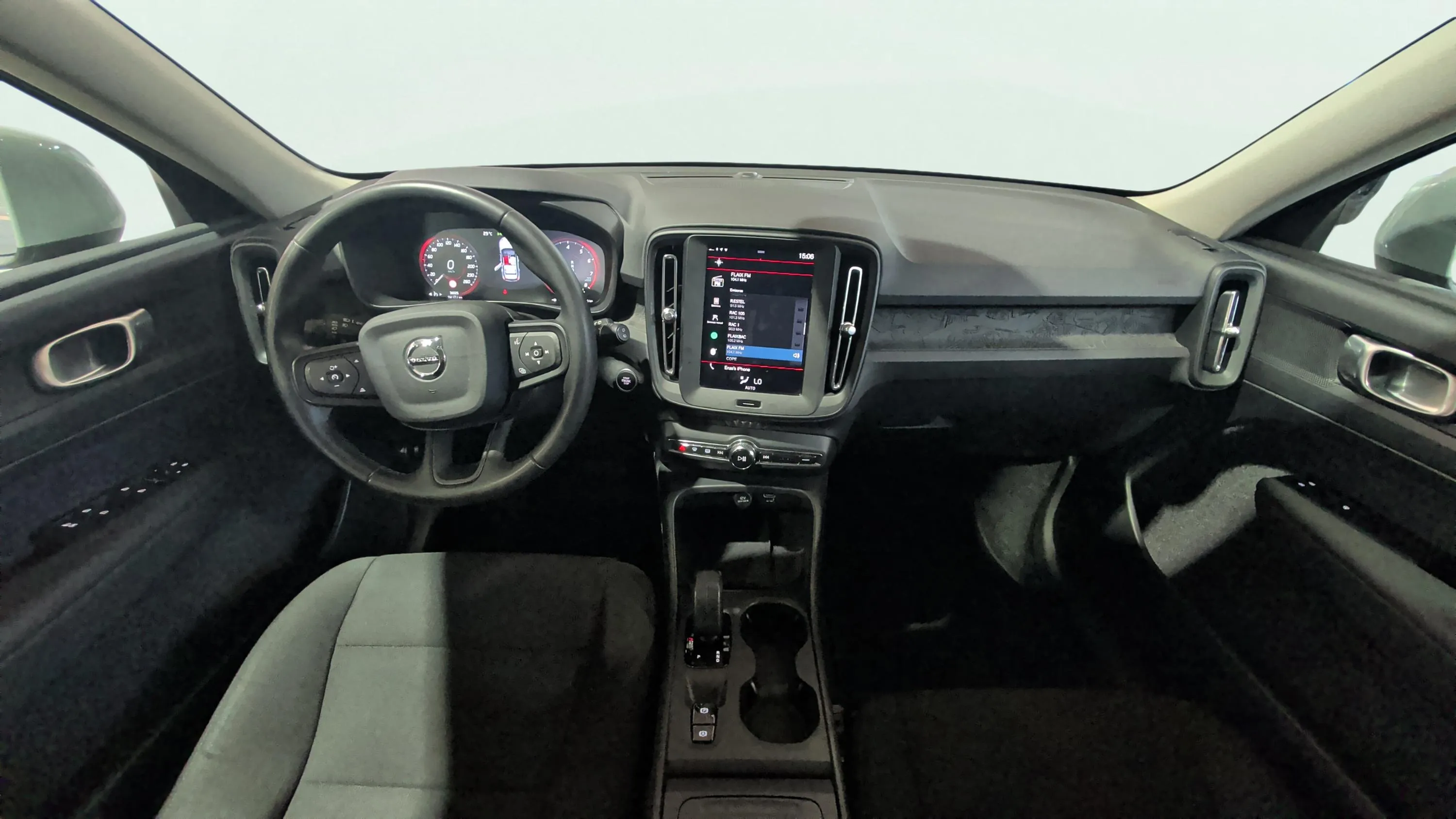 Volvo XC40 1.5 T2 Essential - foto 15