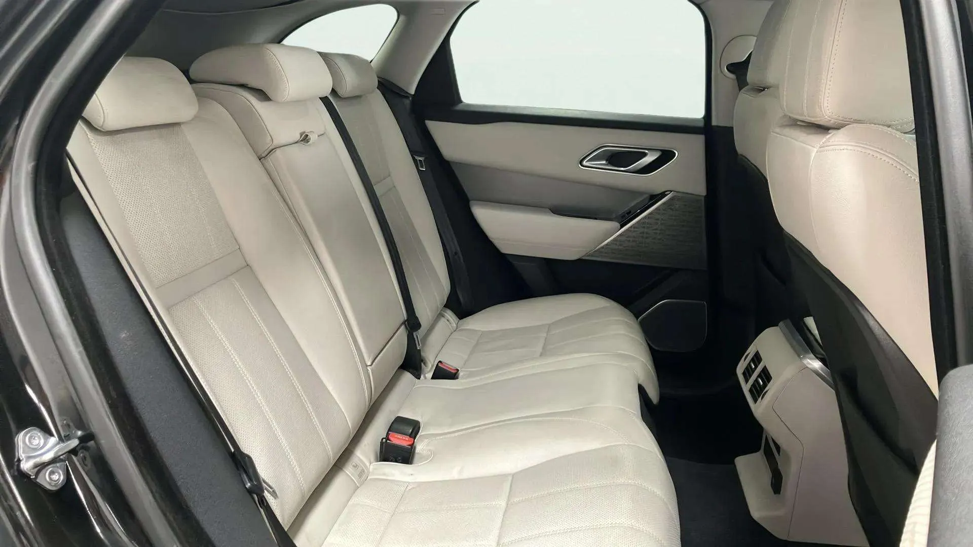 Land Rover Range Rover Velar 2.0 I4 PHEV 4WD - foto 14