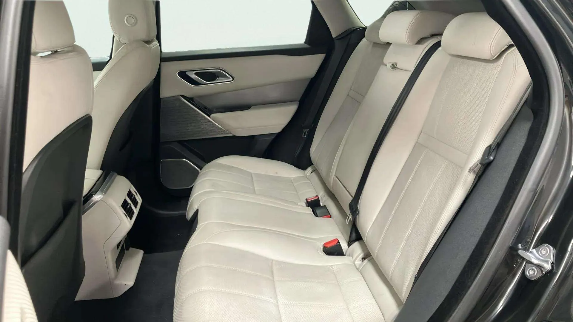 Land Rover Range Rover Velar 2.0 I4 PHEV 4WD - foto 13
