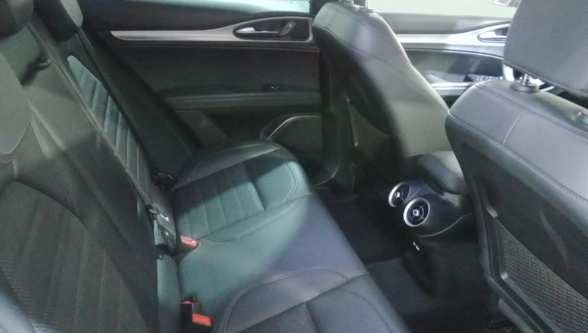 Alfa Romeo Stelvio 2.2 Diesel Sprint RWD - foto 12