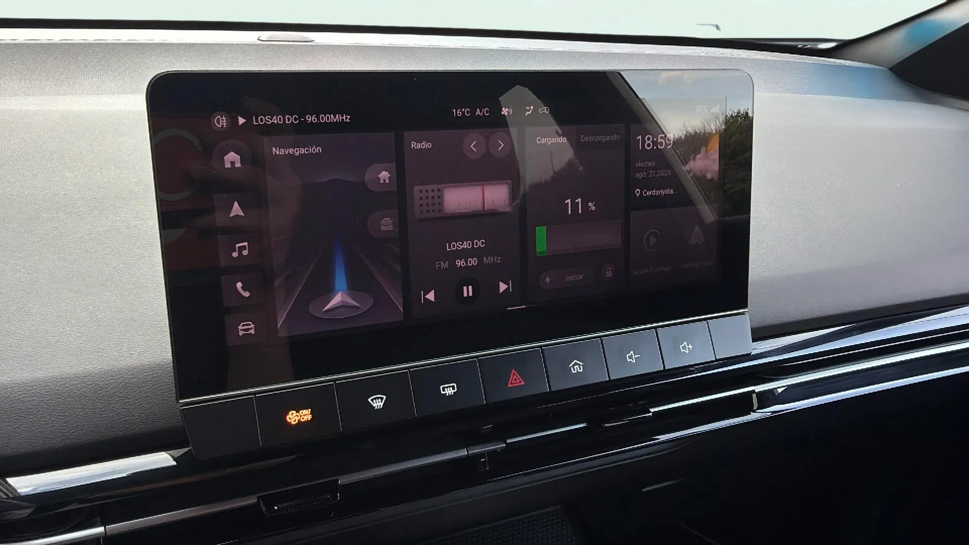 MG MG4 64kWh Luxury - foto 24
