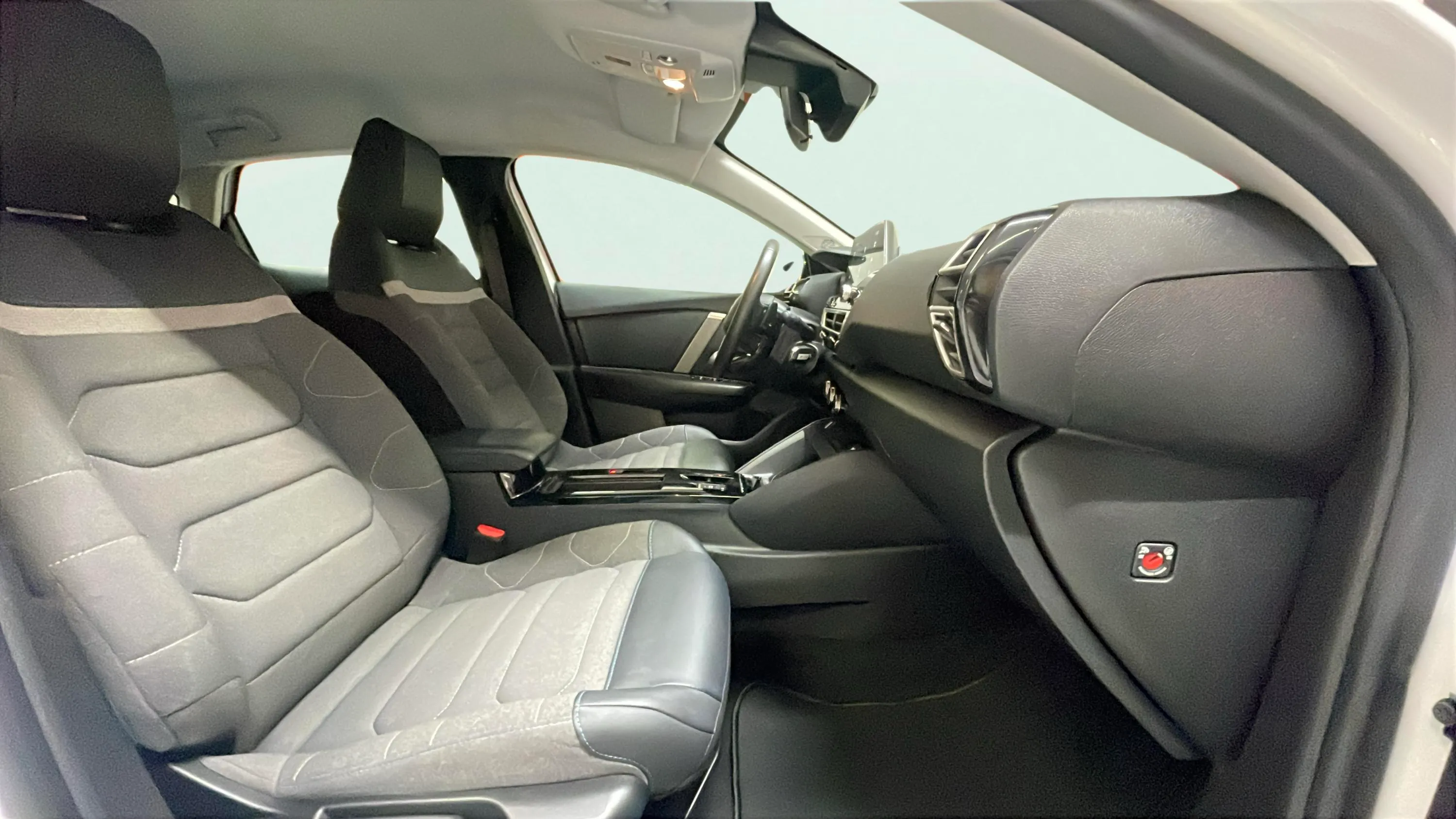 Citroën C4 PureTech 130 Plus - foto 22