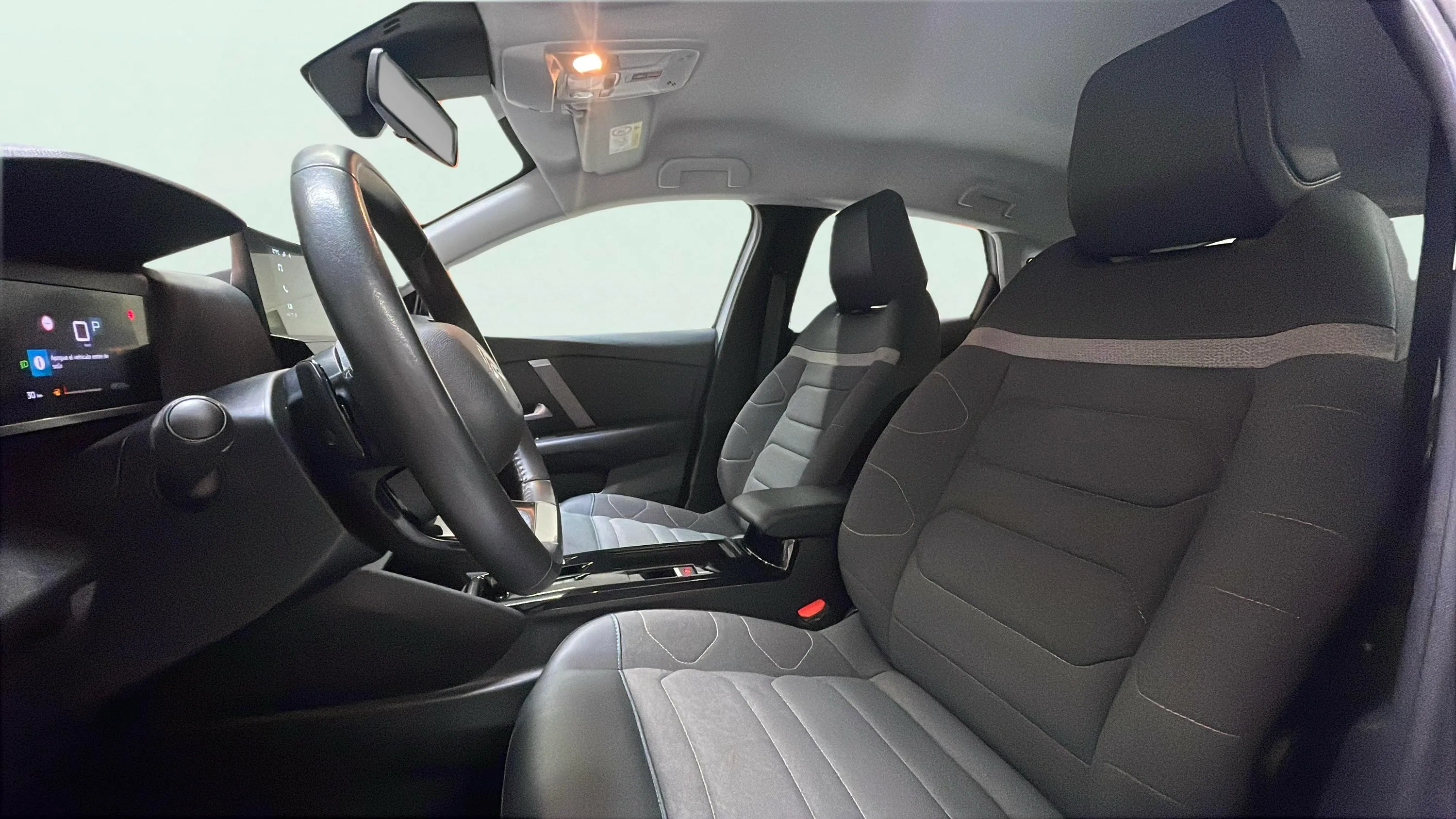 Citroën C4 PureTech 130 Plus - foto 21