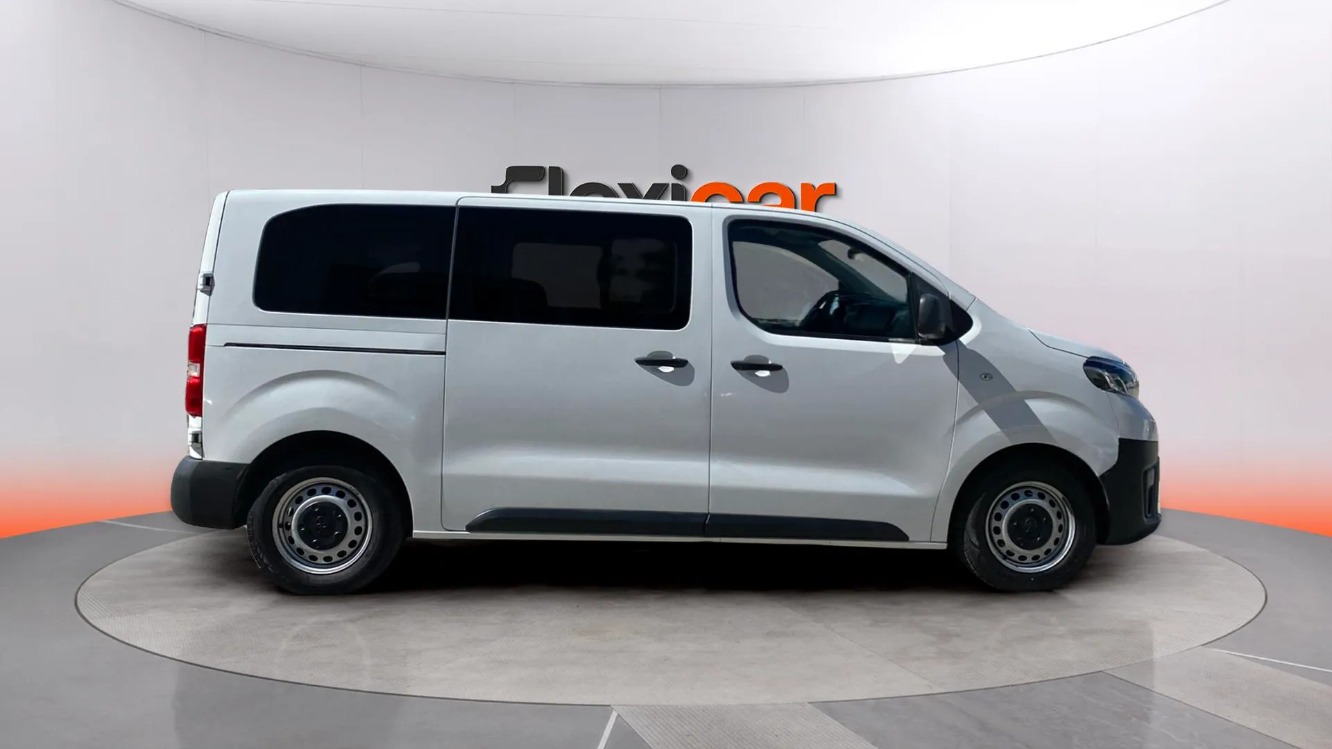 Toyota Proace Verso 1.5D Combi 6 1 plazas 2PT L0 - foto 2