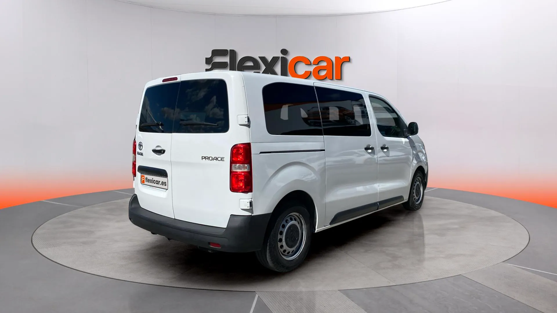 Toyota Proace Verso 1.5D Combi 6 1 plazas 2PT L0 - foto 3