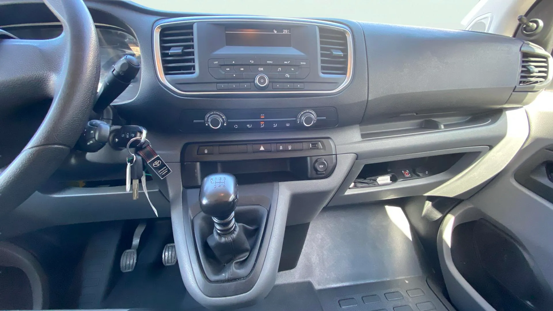 Toyota Proace Verso 1.5D Combi 6 1 plazas 2PT L0 - foto 15