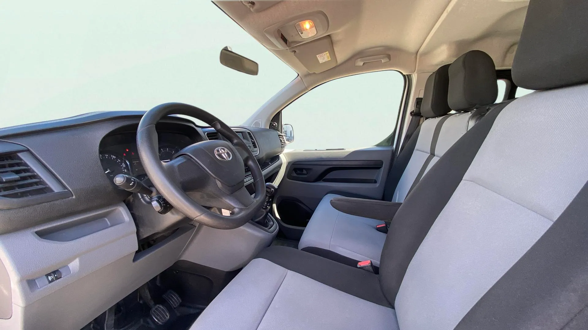 Toyota Proace Verso 1.5D Combi 6 1 plazas 2PT L0 - foto 18