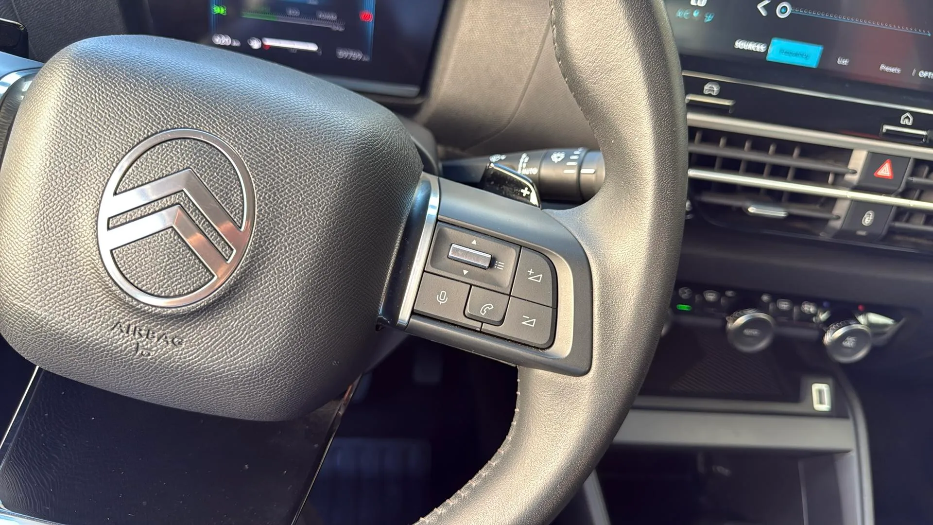 Citroën C4 X Hybrid 136 e-DCS6 You - foto 13