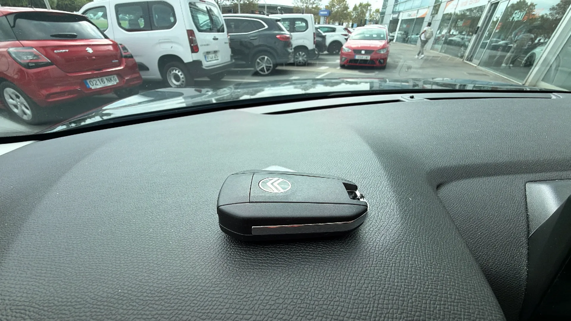 Citroën C4 X Hybrid 136 e-DCS6 You - foto 32