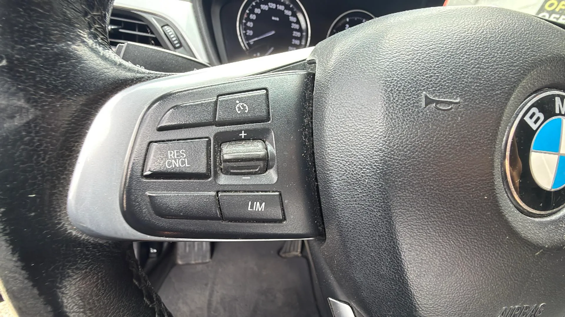 BMW X1 sDrive18d - foto 22