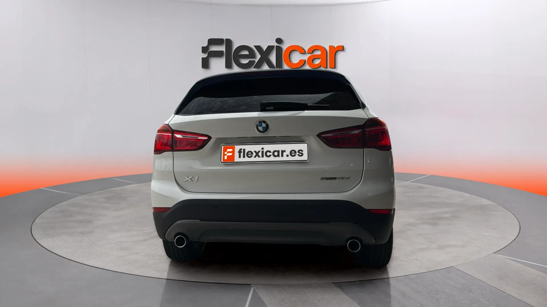 BMW X1 sDrive18d - foto 4