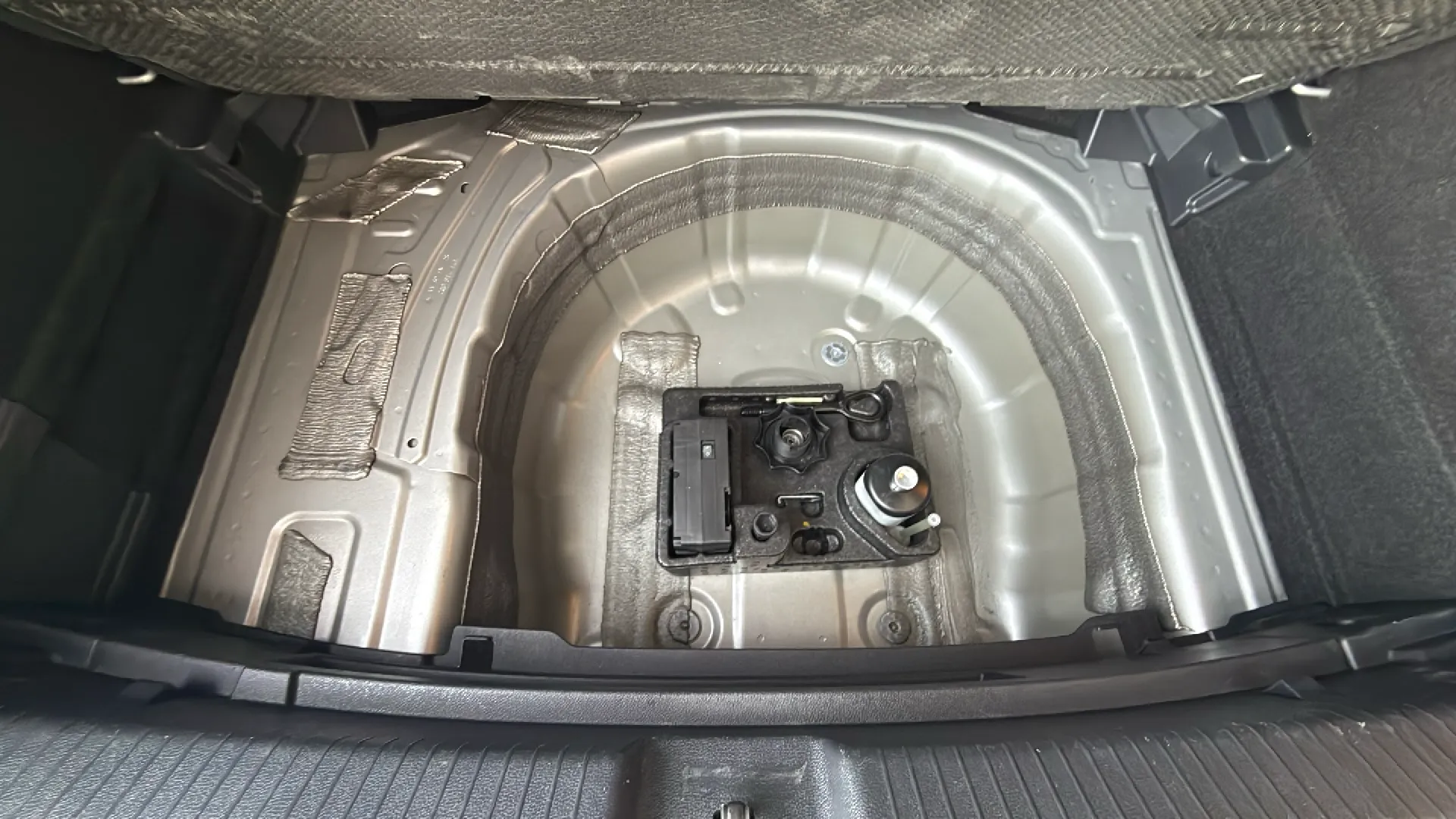 Volkswagen Polo Life 1.0 TSI DSG - foto 16