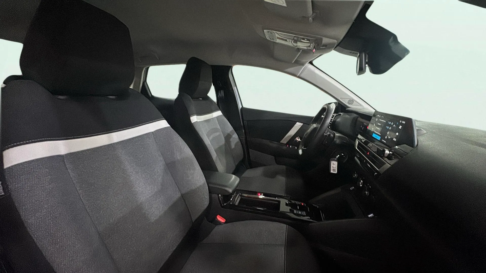Citroën C4 X Hybrid 136 e-DCS6 You - foto 13