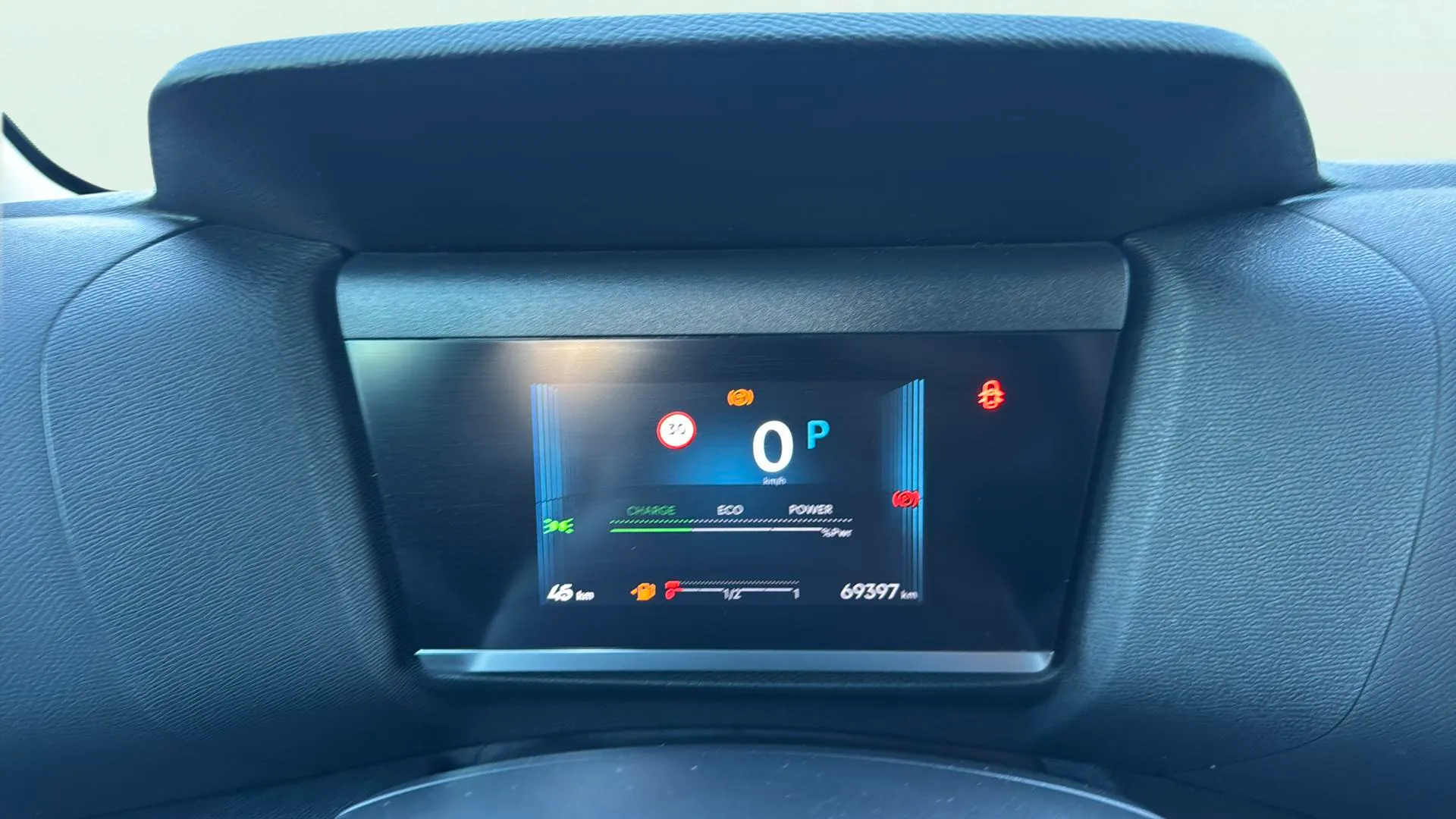 Citroën C4 X Hybrid 136 e-DCS6 You - foto 11