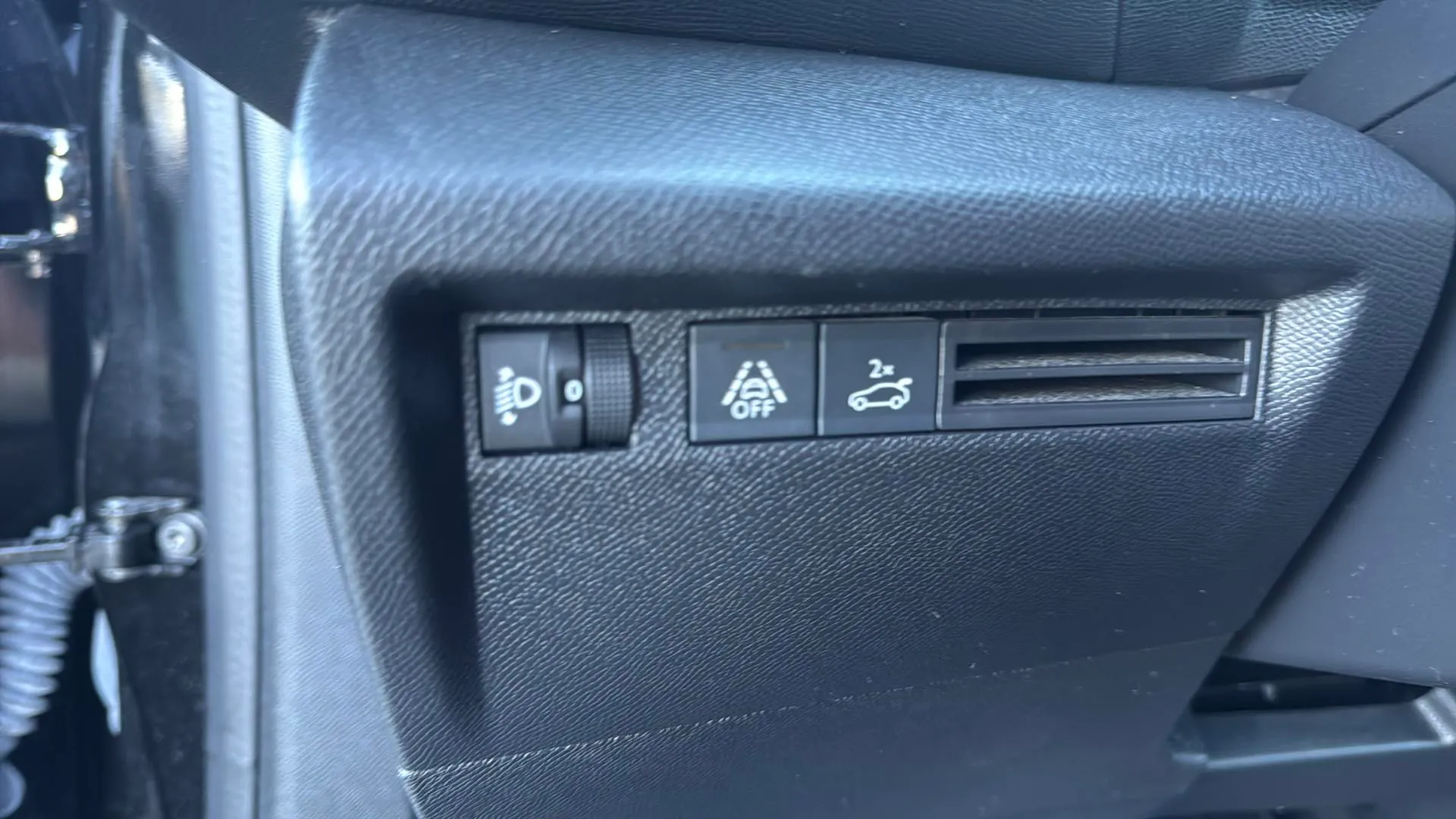 Citroën C4 X Hybrid 136 e-DCS6 You - foto 18