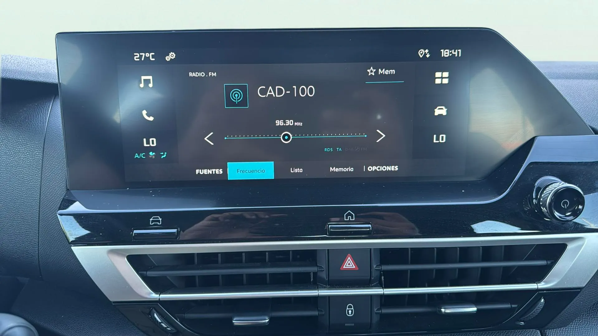 Citroën C4 X Hybrid 136 e-DCS6 You - foto 23