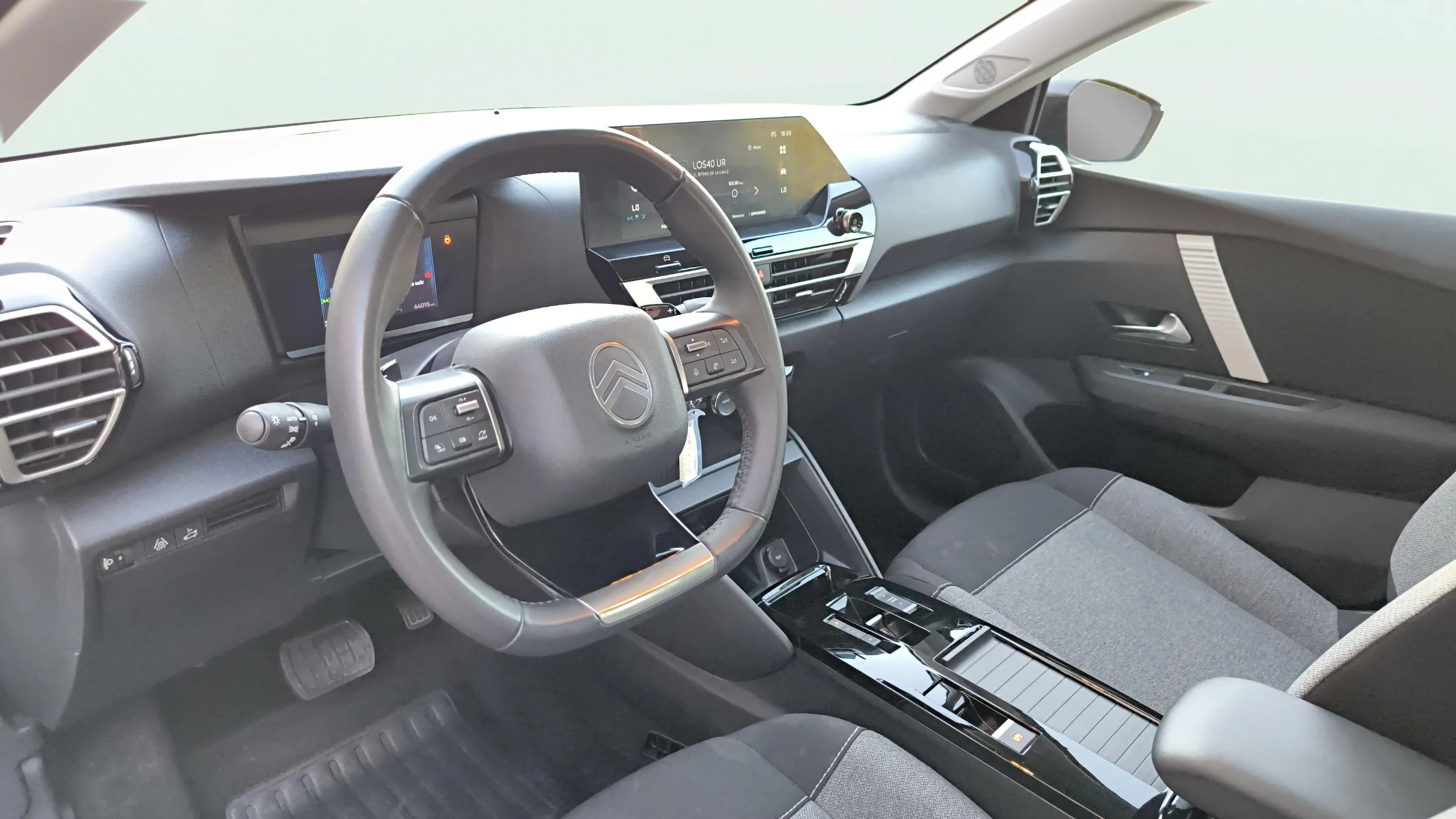 Citroën C4 X Hybrid 136 e-DCS6 You - foto 30