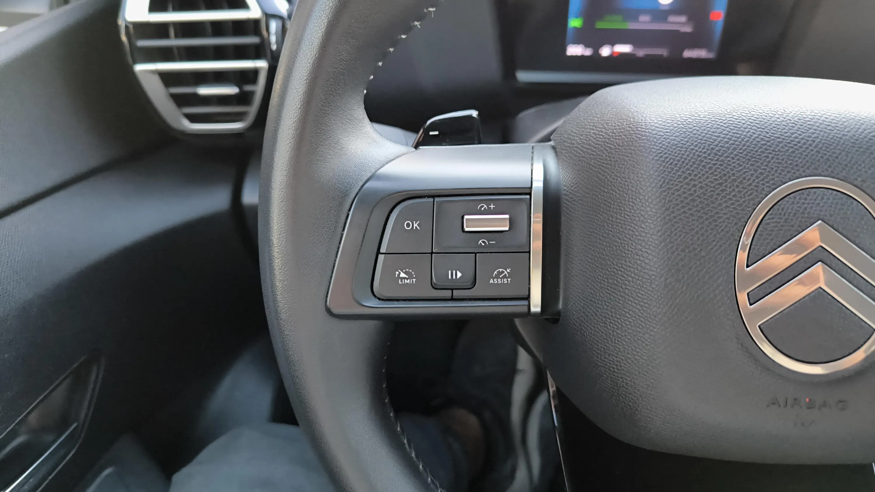 Citroën C4 X Hybrid 136 e-DCS6 You - foto 34