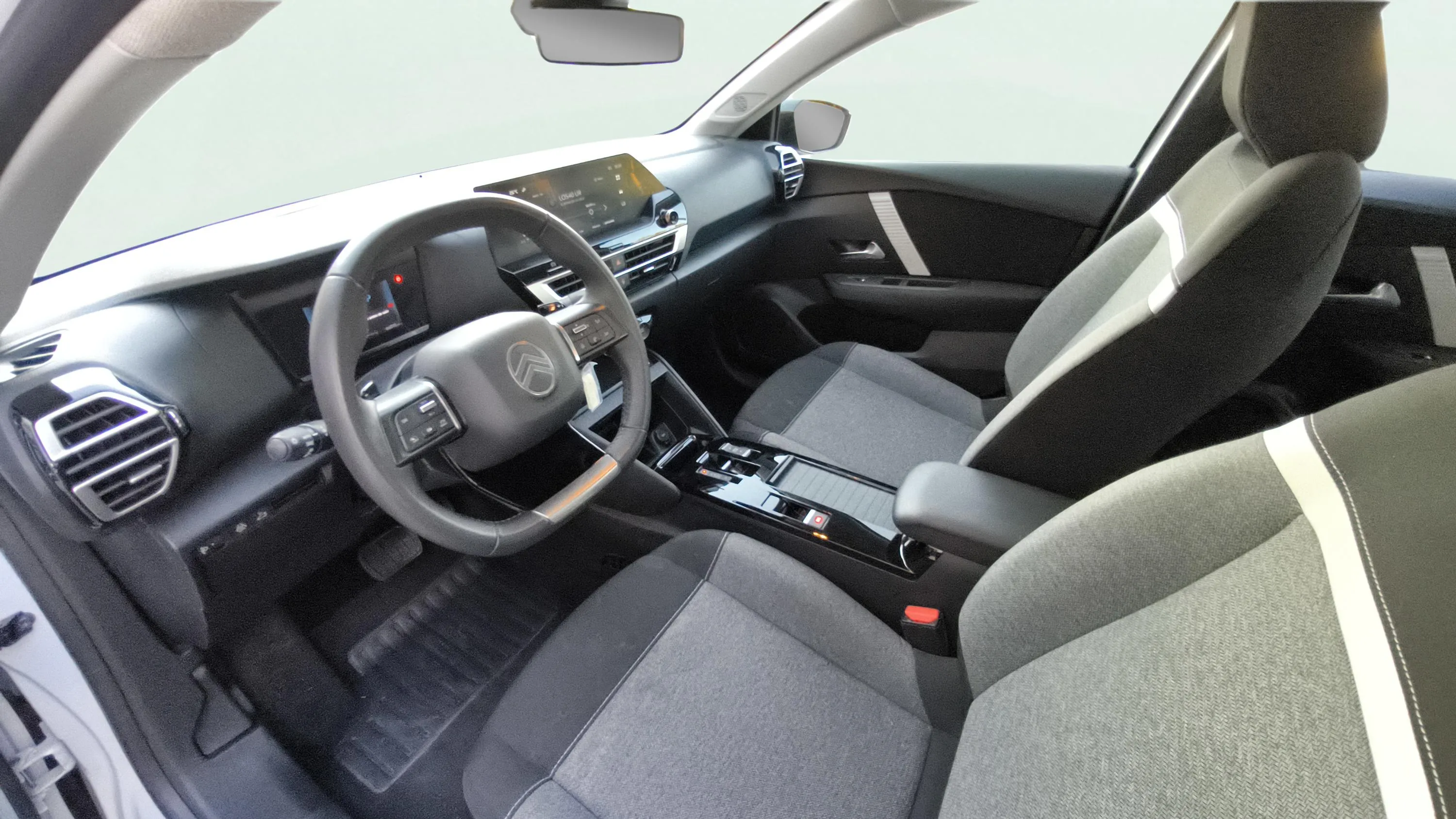 Citroën C4 X Hybrid 136 e-DCS6 You - foto 31