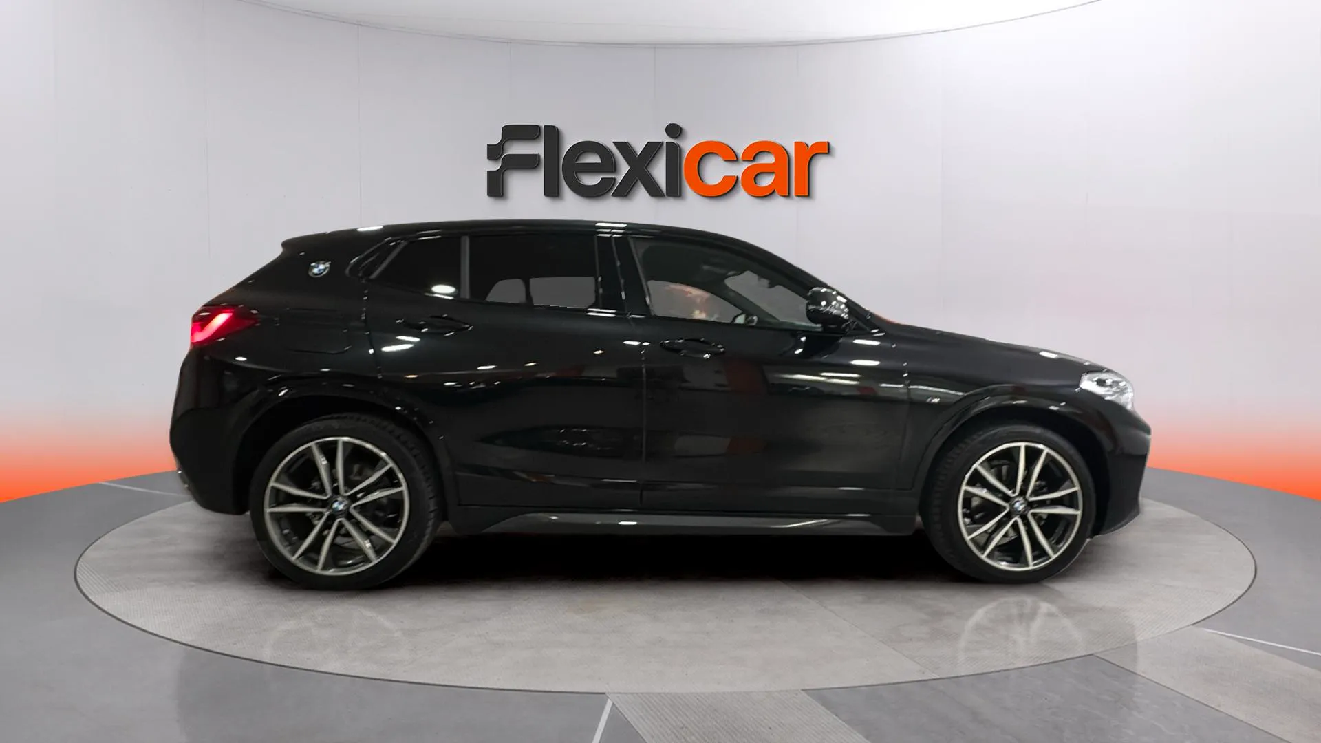 BMW X2 sDrive18d - foto 8