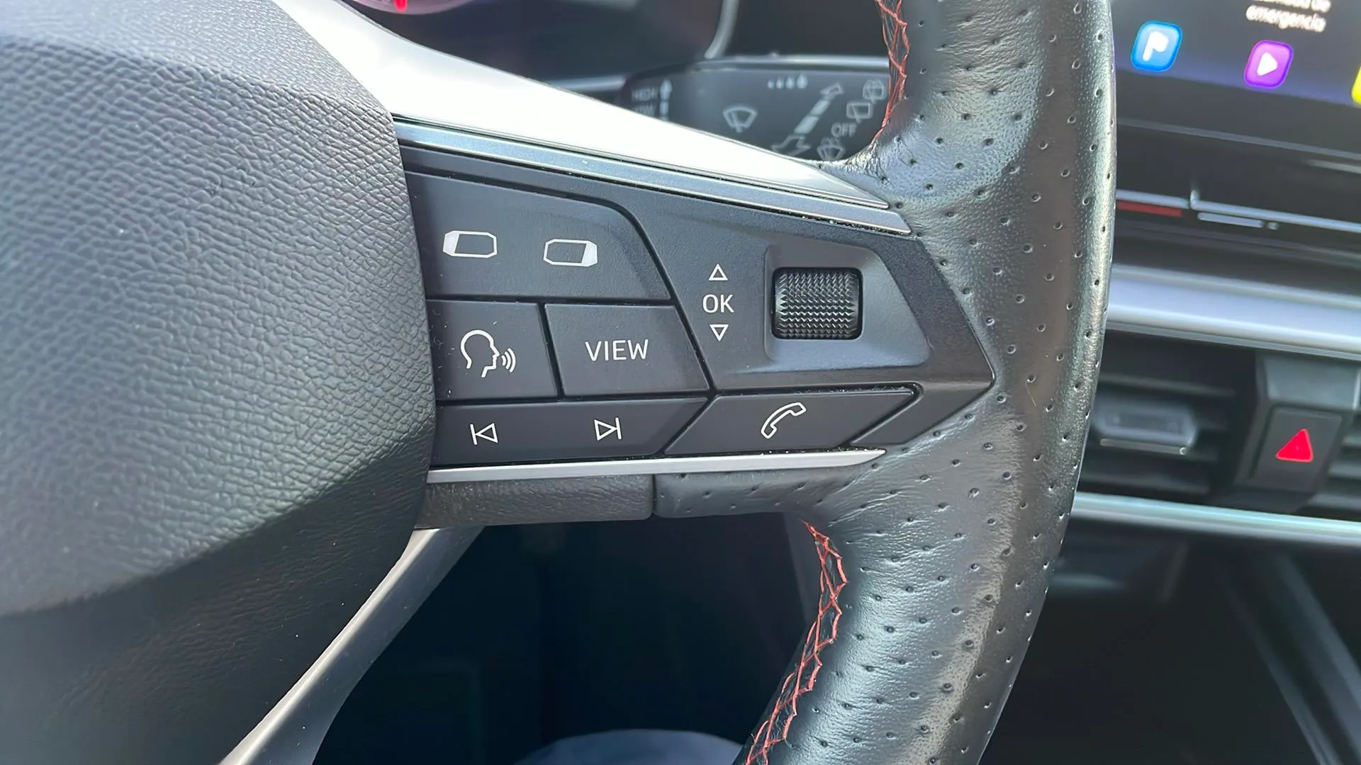 SEAT León 1.0 TSI FR 25 Aniversario - foto 31