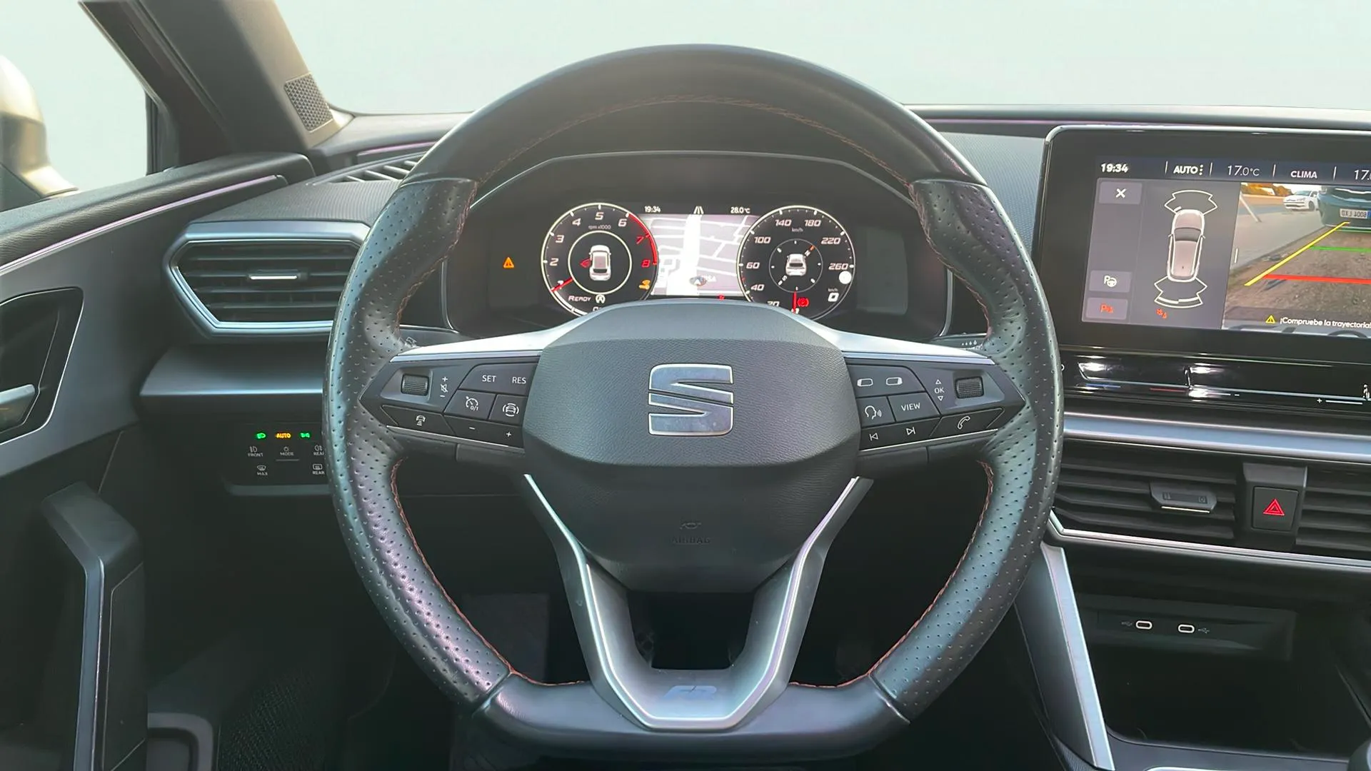 SEAT León 1.0 TSI FR 25 Aniversario - foto 11