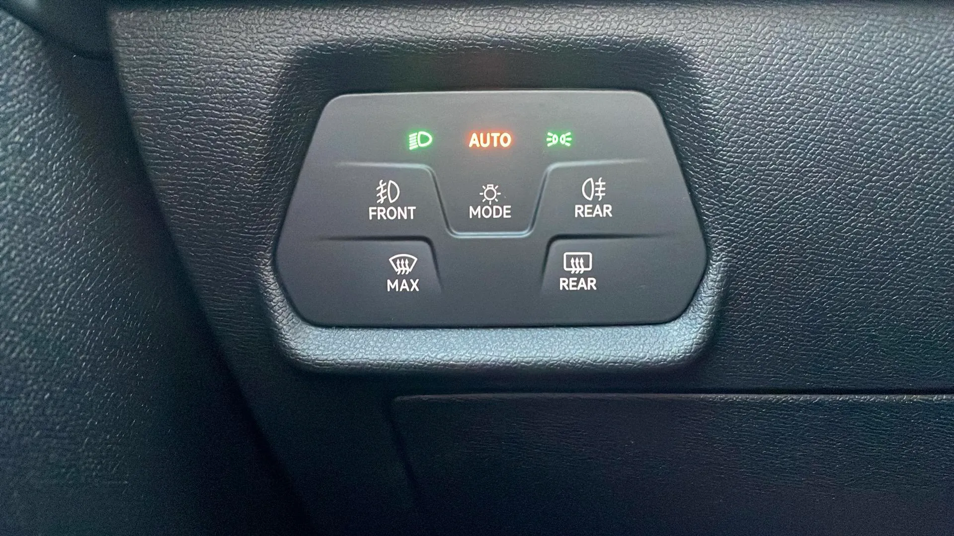 SEAT León 1.0 TSI FR 25 Aniversario - foto 33