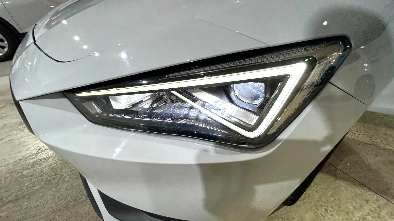 SEAT León 1.0 TSI FR 25 Aniversario - foto 28