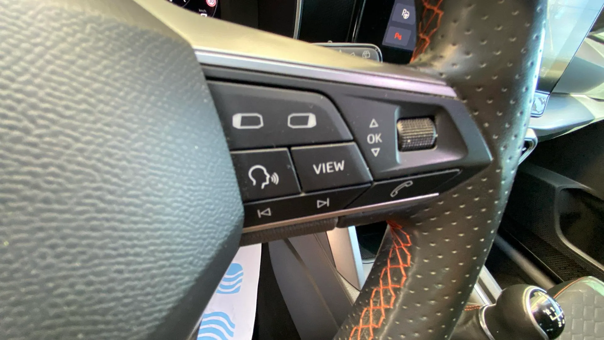 SEAT León 1.0 TSI FR 25 Aniversario - foto 18