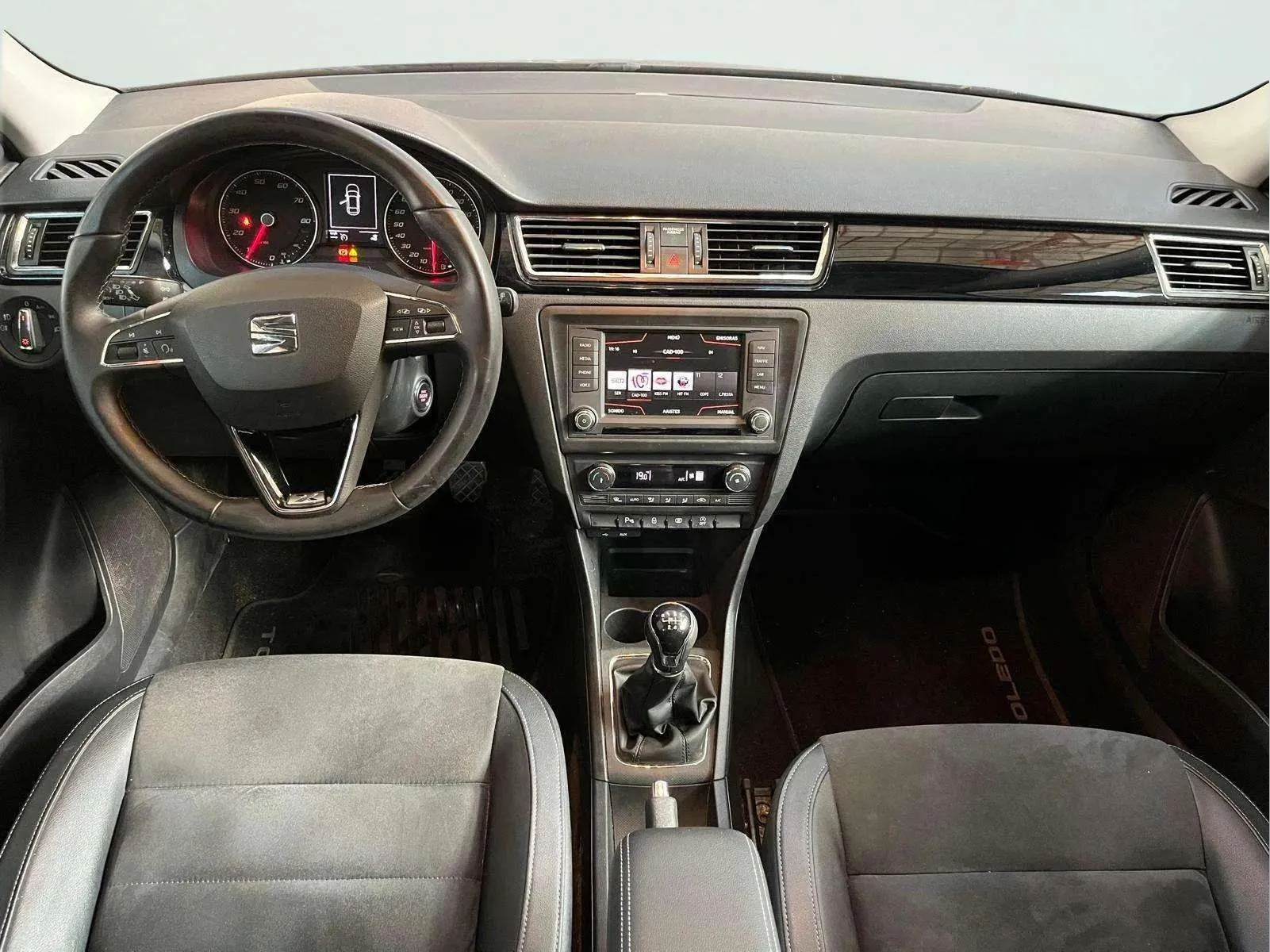 SEAT Toledo 1.0 TSI Reference Edition - foto 15