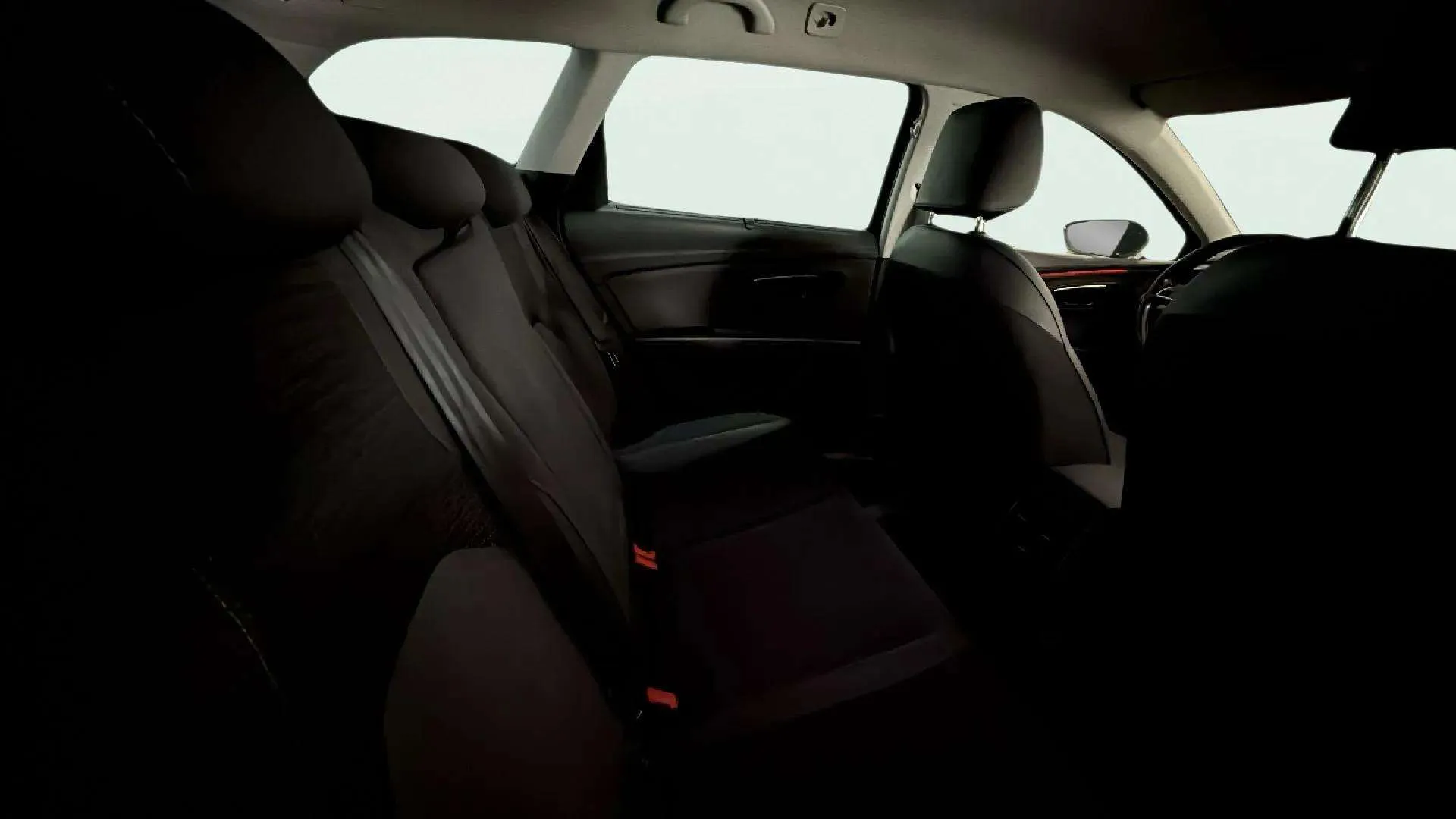 SEAT León ST 1.5 EcoTSI DSG-7 Xcellence - foto 17