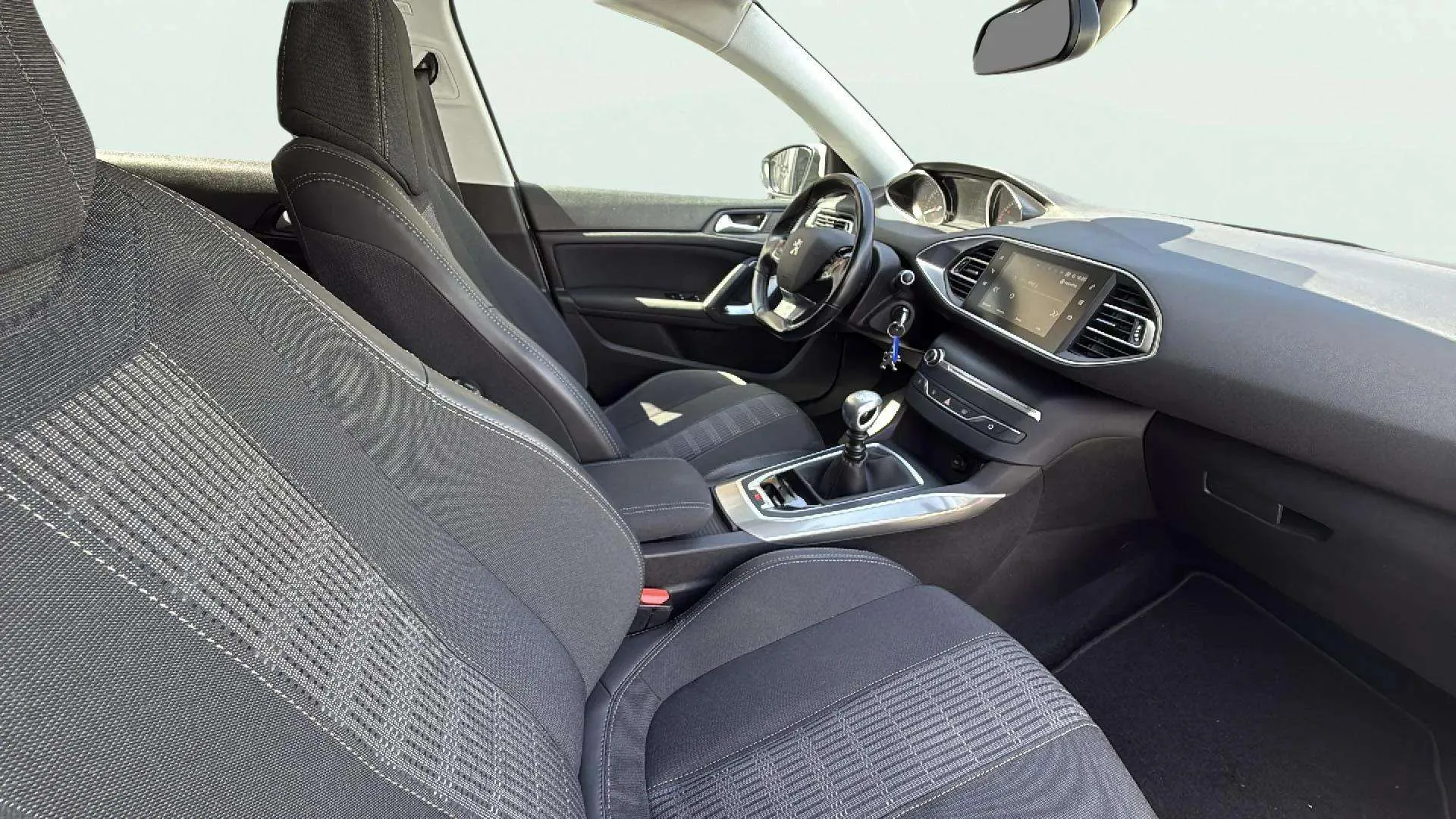 Peugeot 308 Allure 1.2 PureTech - foto 11
