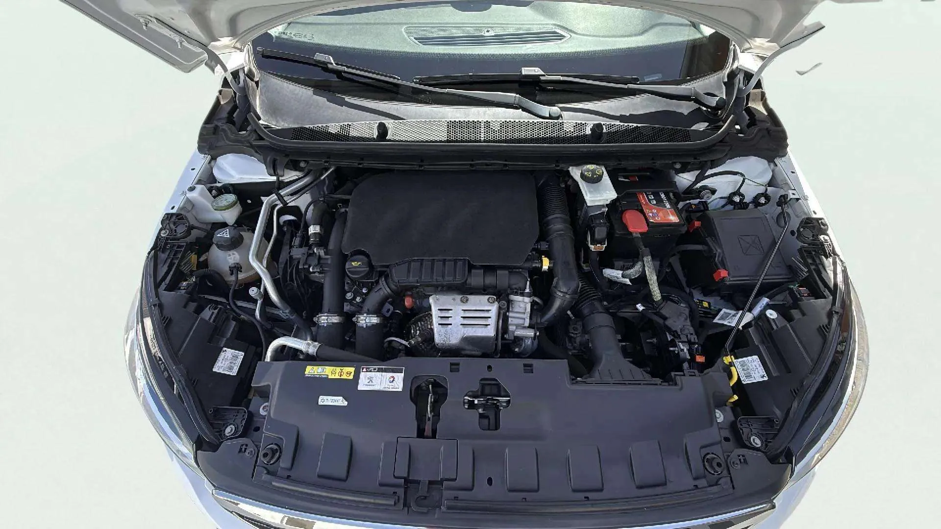 Peugeot 308 Allure 1.2 PureTech - foto 14