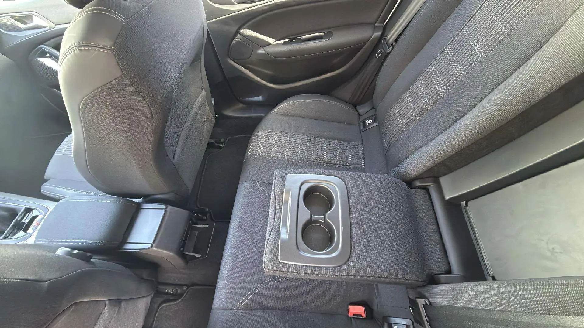 Peugeot 308 Allure 1.2 PureTech - foto 19