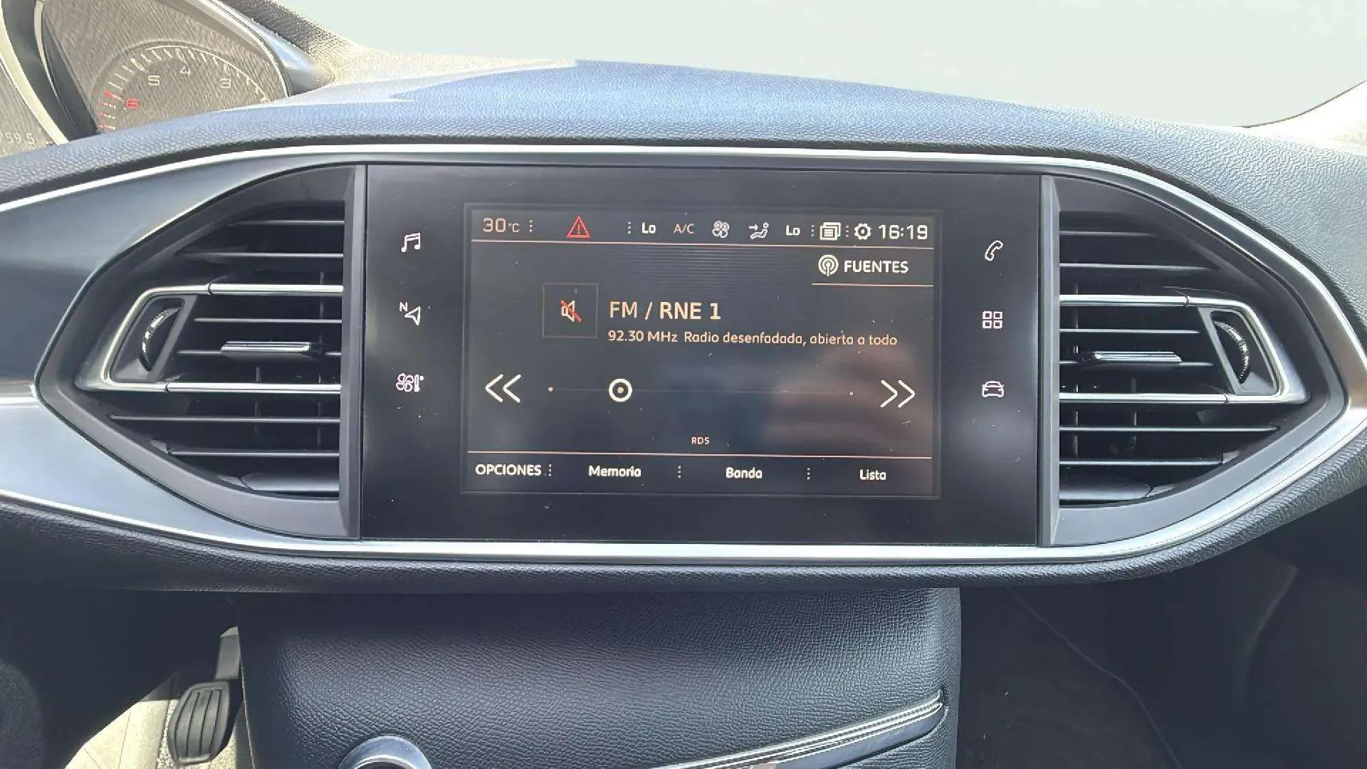 Peugeot 308 Allure 1.2 PureTech - foto 16