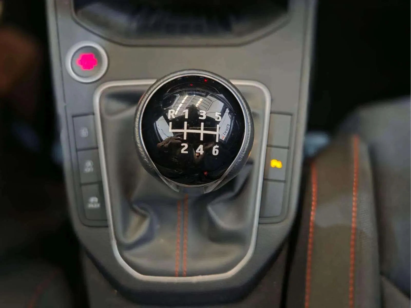 SEAT Ibiza 1.0 TSI FR - foto 30
