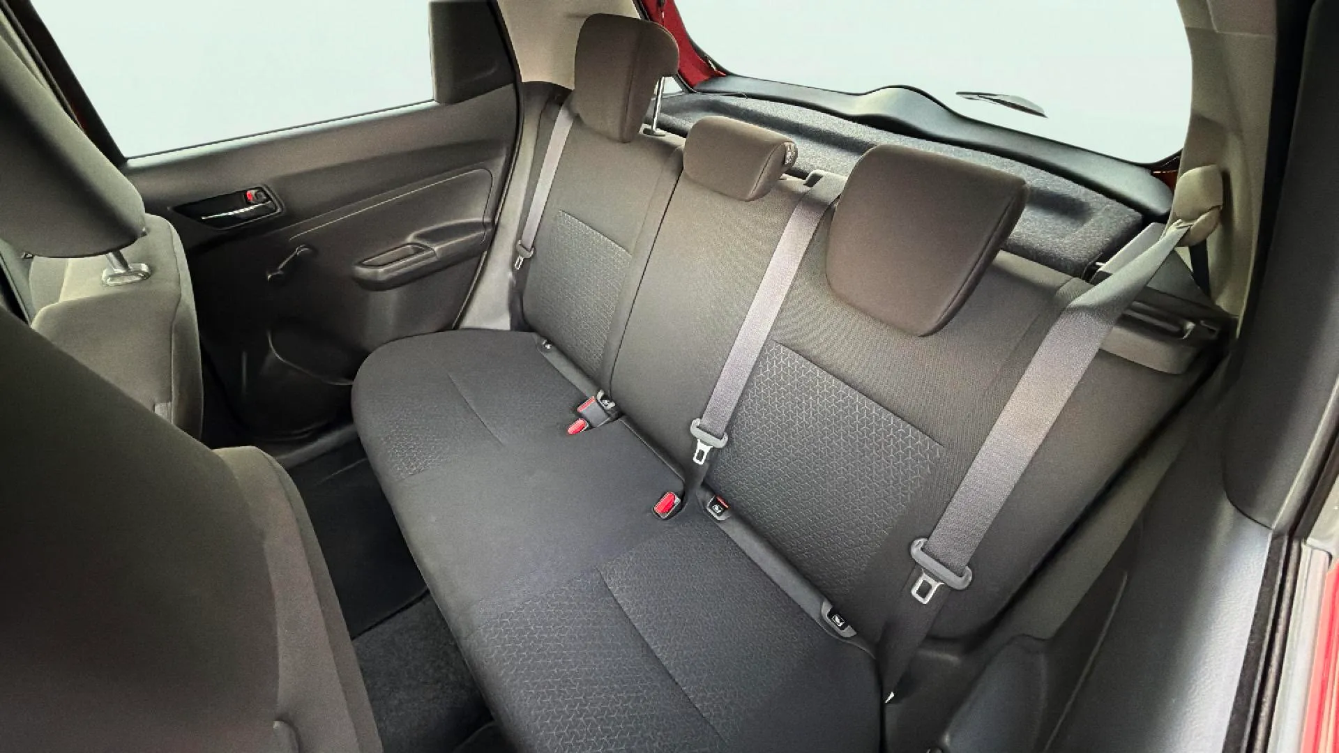 Suzuki Swift 1.2 GLE Mild Hybrid - foto 8