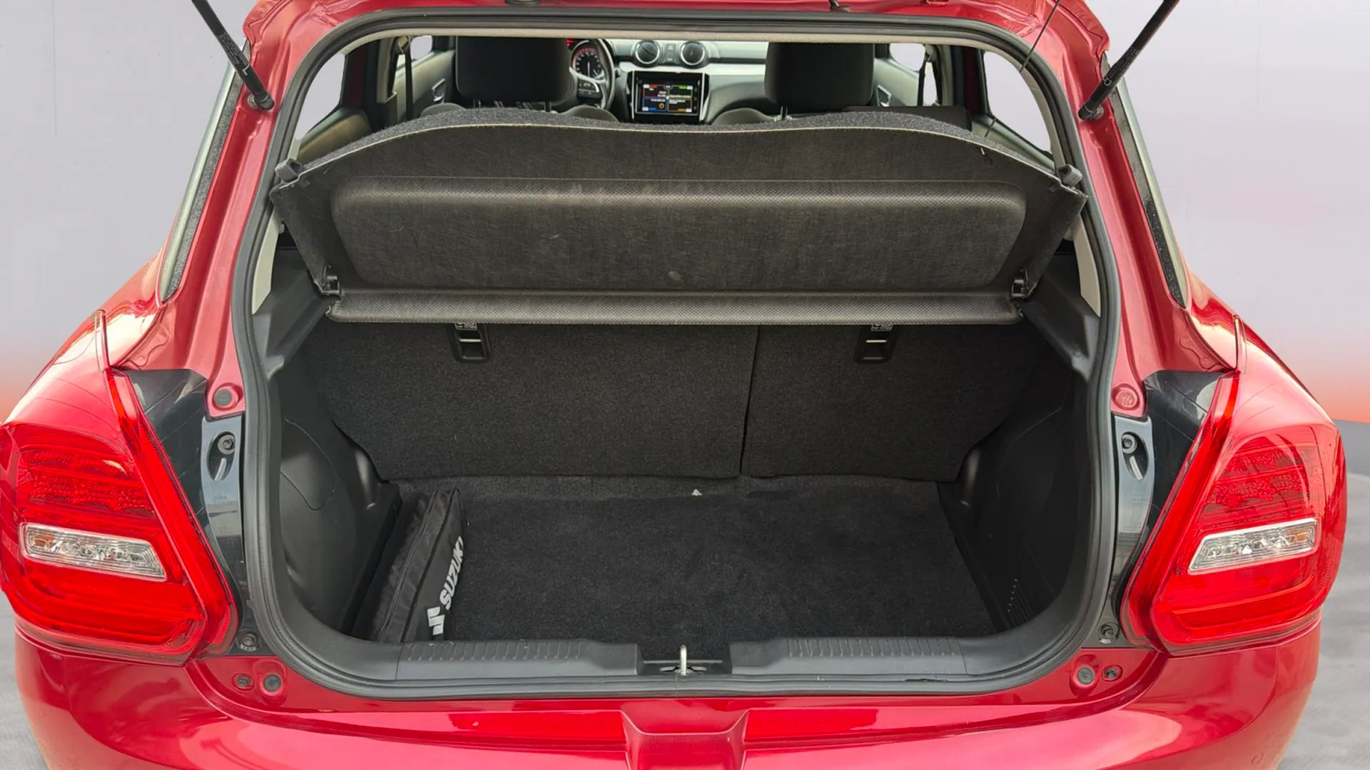 Suzuki Swift 1.2 GLE Mild Hybrid - foto 6
