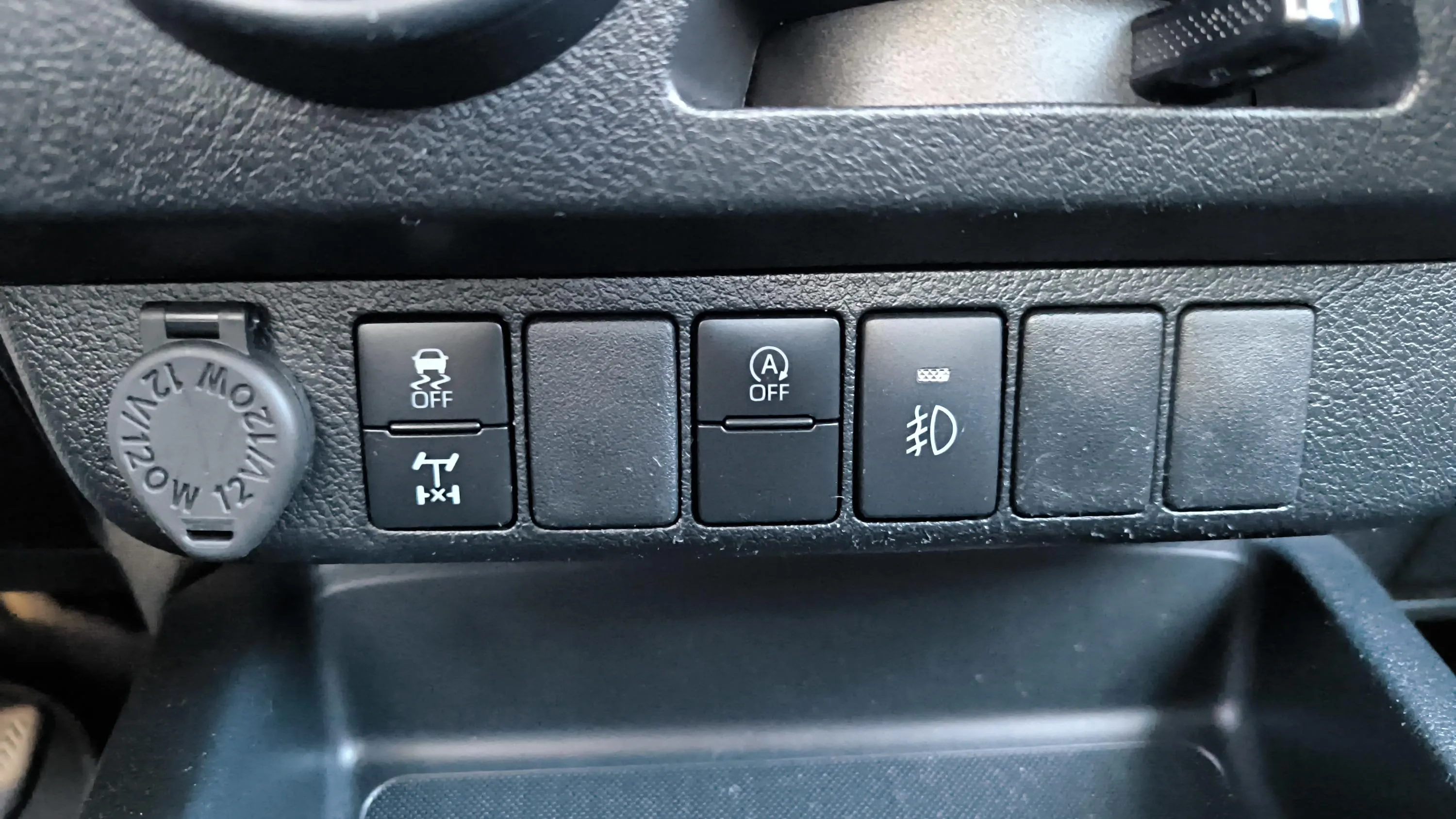 Toyota Hilux 2.4 D-4D Cab Doble GX HVO100 - foto 42