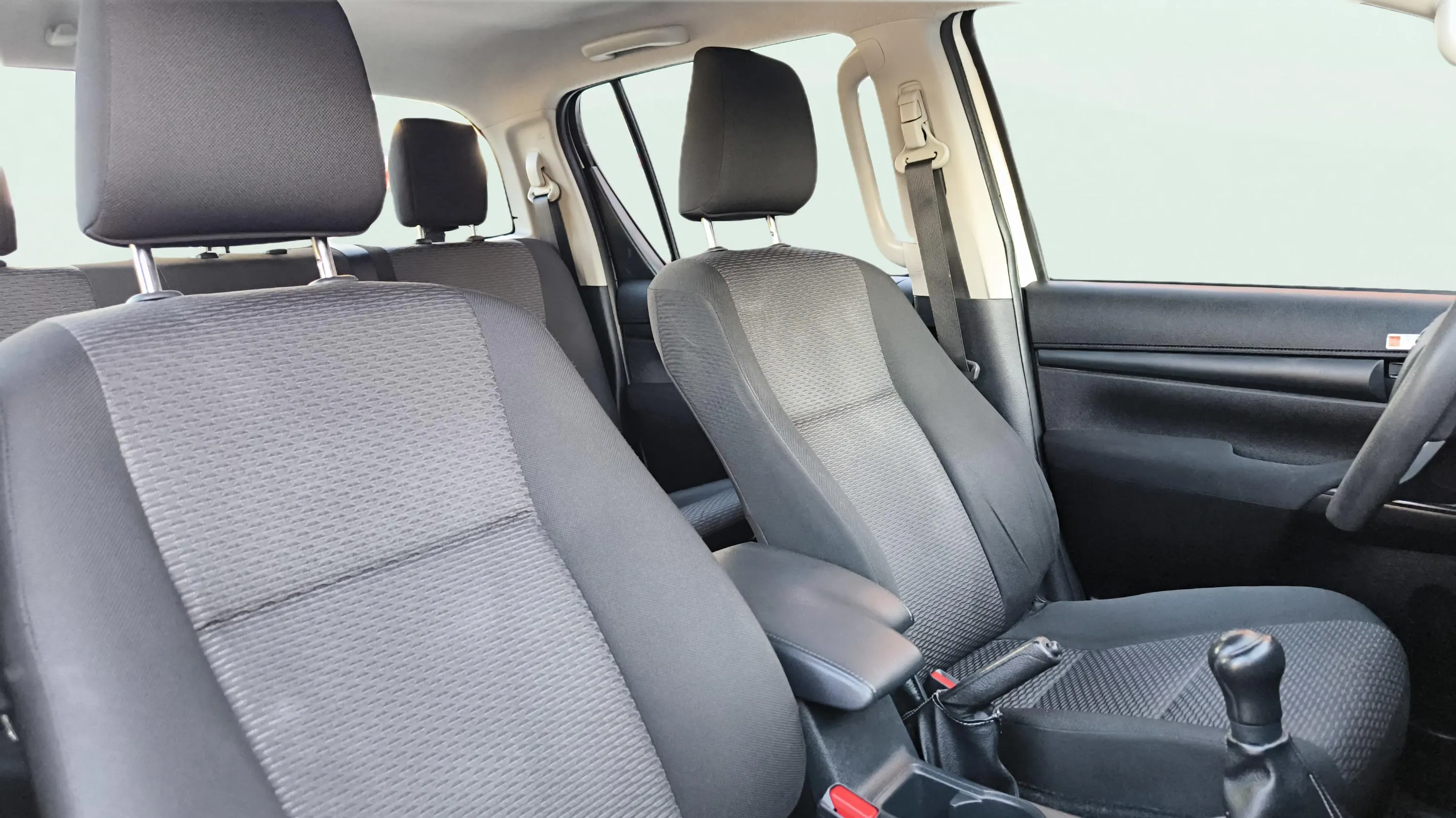Toyota Hilux 2.4 D-4D Cab Doble GX HVO100 - foto 15