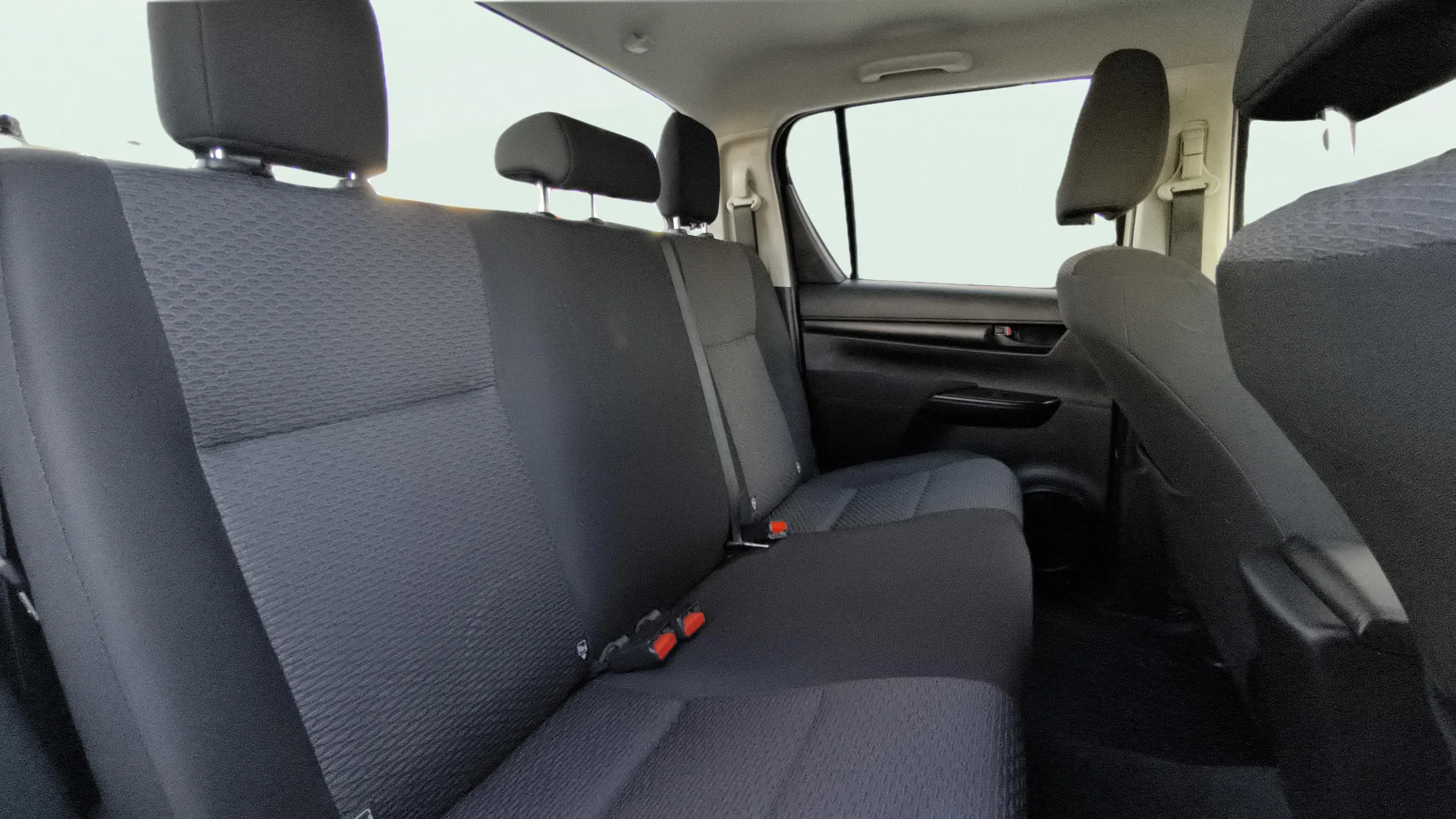 Toyota Hilux 2.4 D-4D Cab Doble GX HVO100 - foto 21