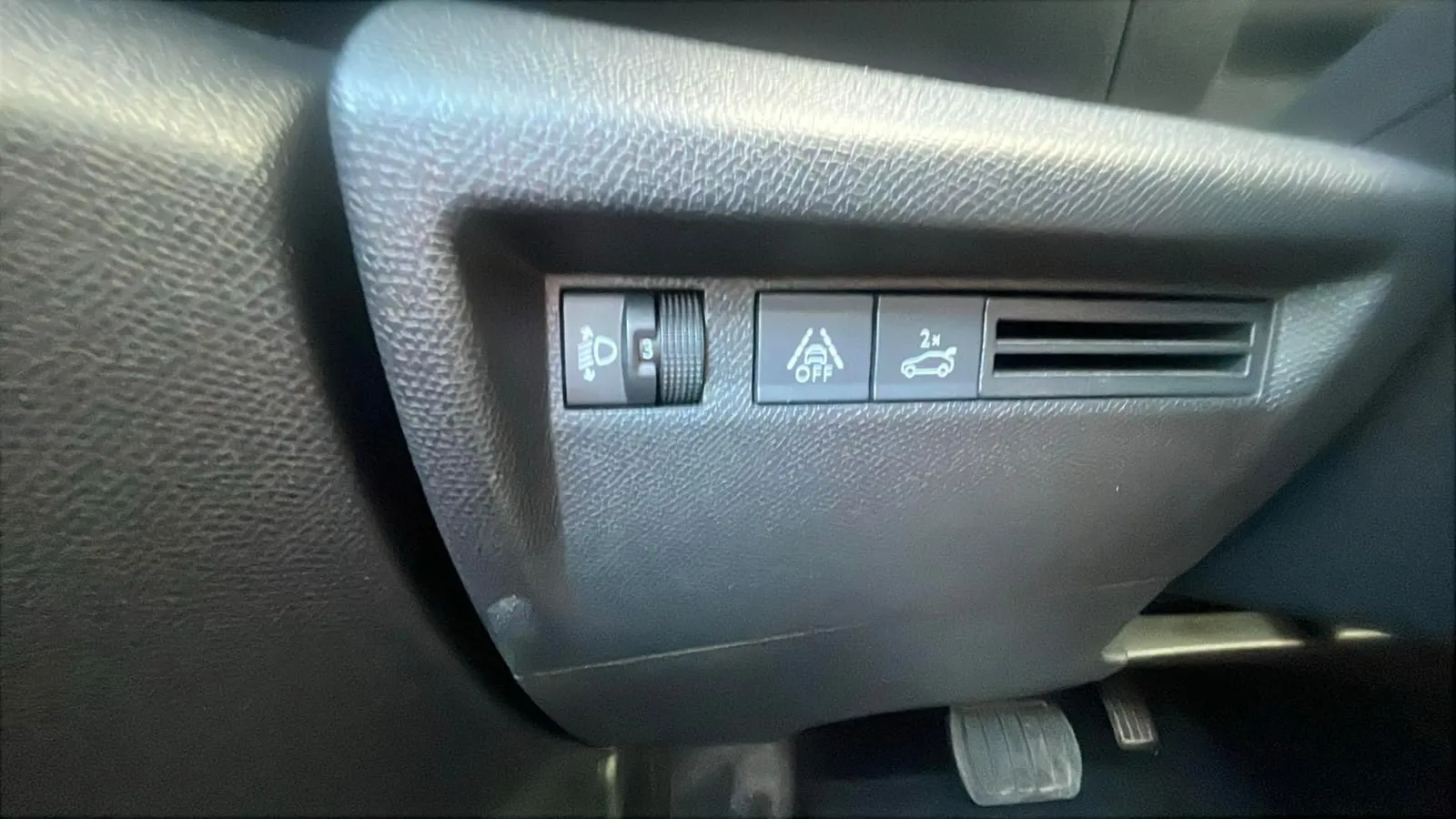 Citroën C4 X Hybrid 136 e-DCS6 Plus - foto 14