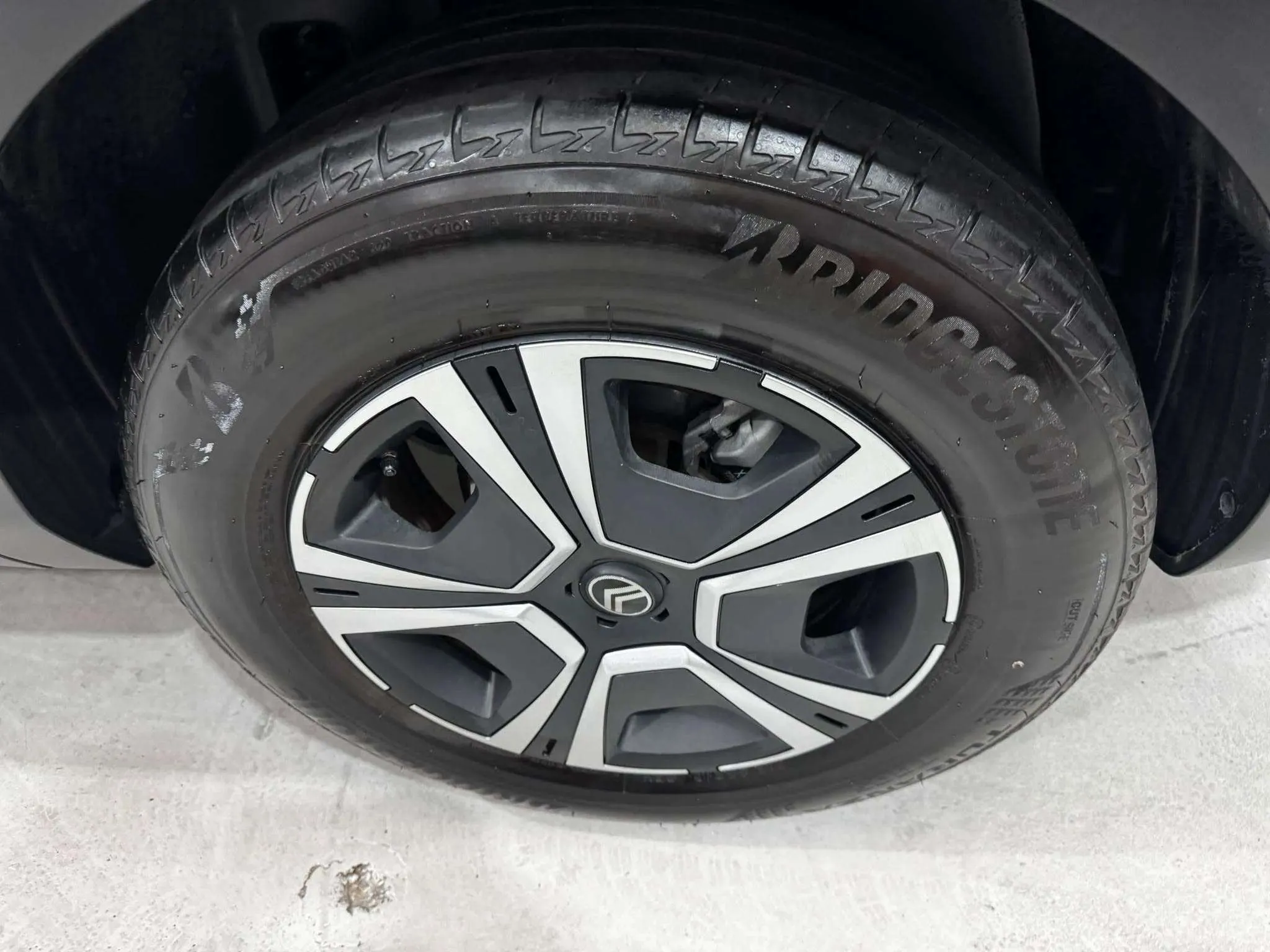 Citroën C4 X Hybrid 136 e-DCS6 Plus - foto 28