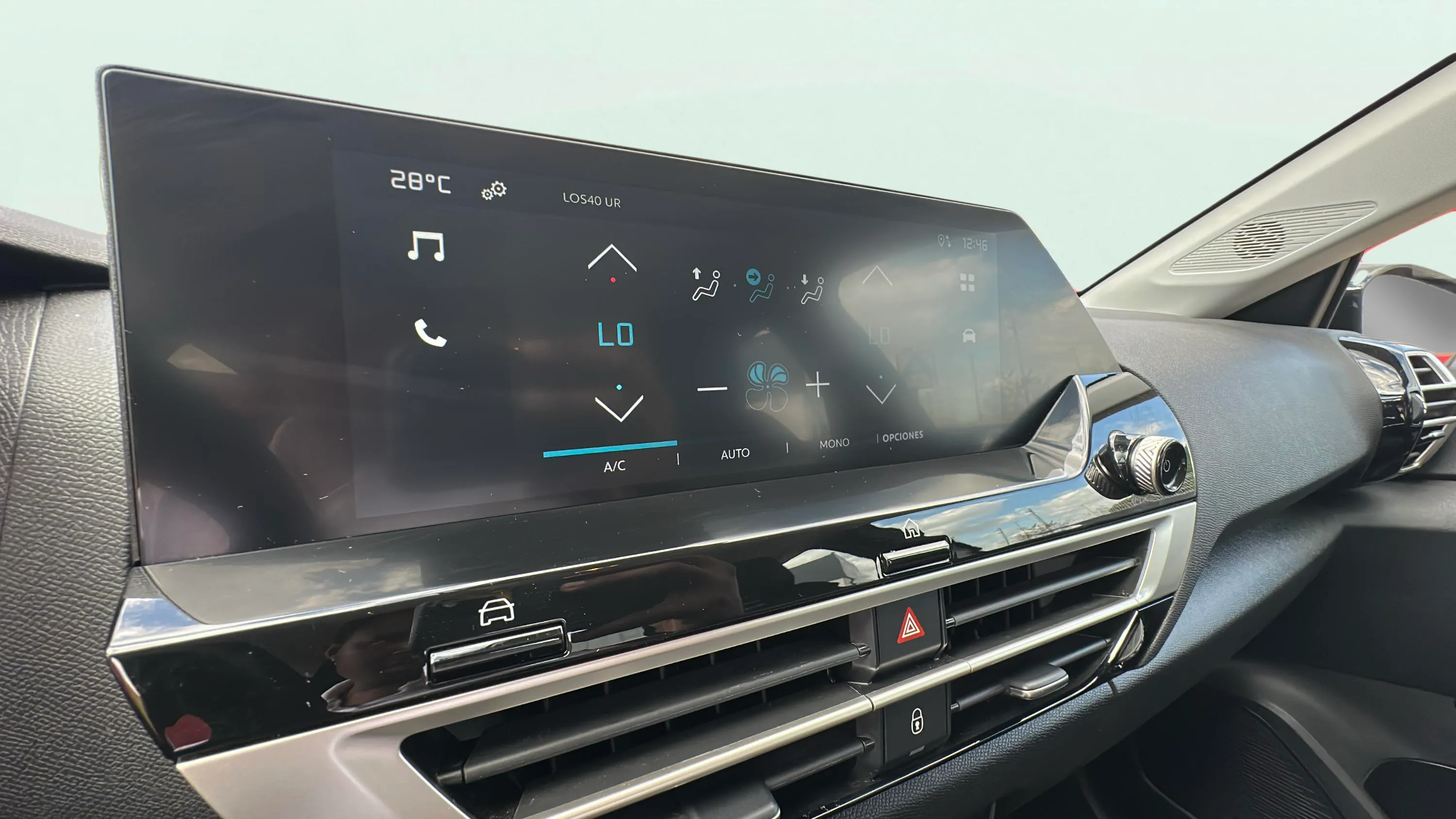 Citroën C4 X Hybrid 136 e-DCS6 Plus - foto 13