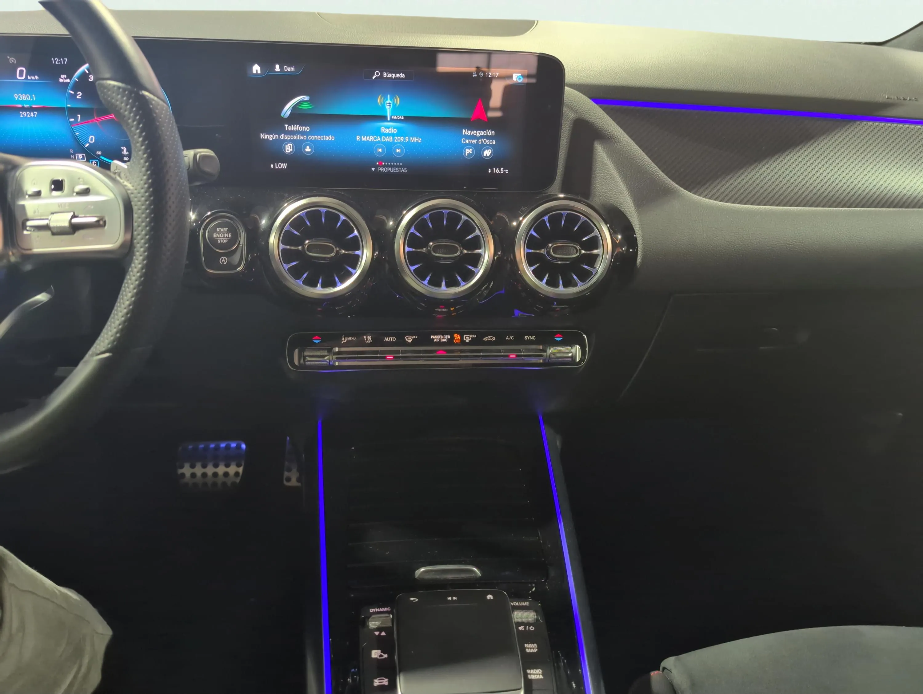 Mercedes-Benz GLA 200 - foto 16