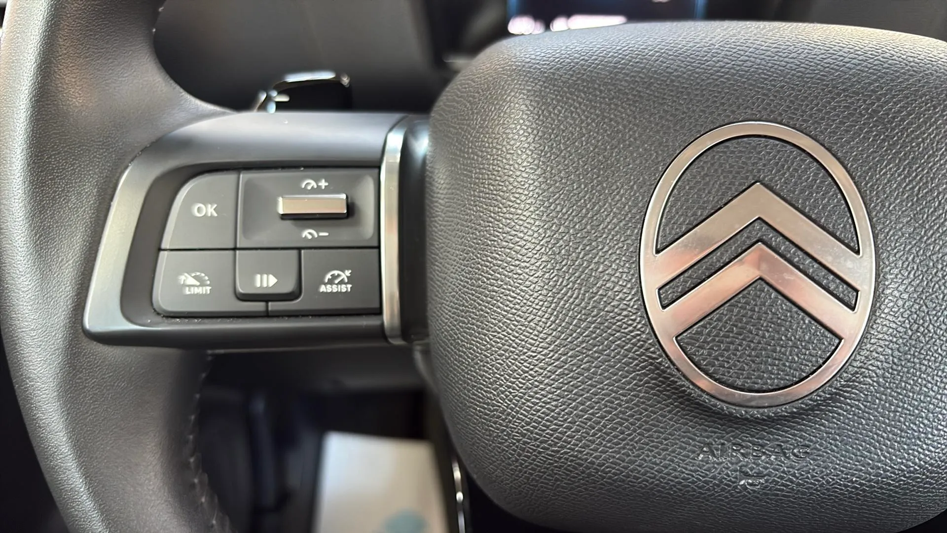 Citroën C4 X Hybrid 136 e-DCS6 Plus - foto 11