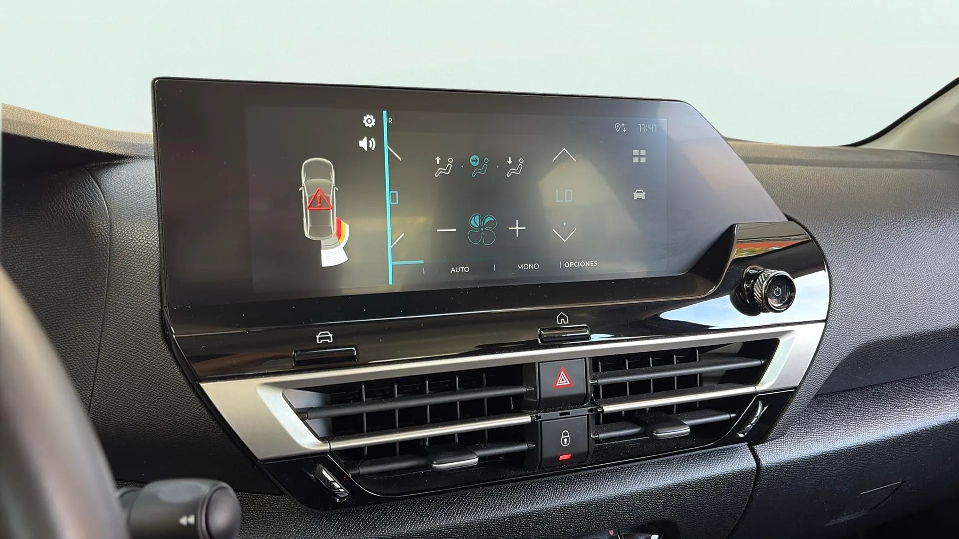 Citroën C4 X Hybrid 136 e-DCS6 Plus - foto 15